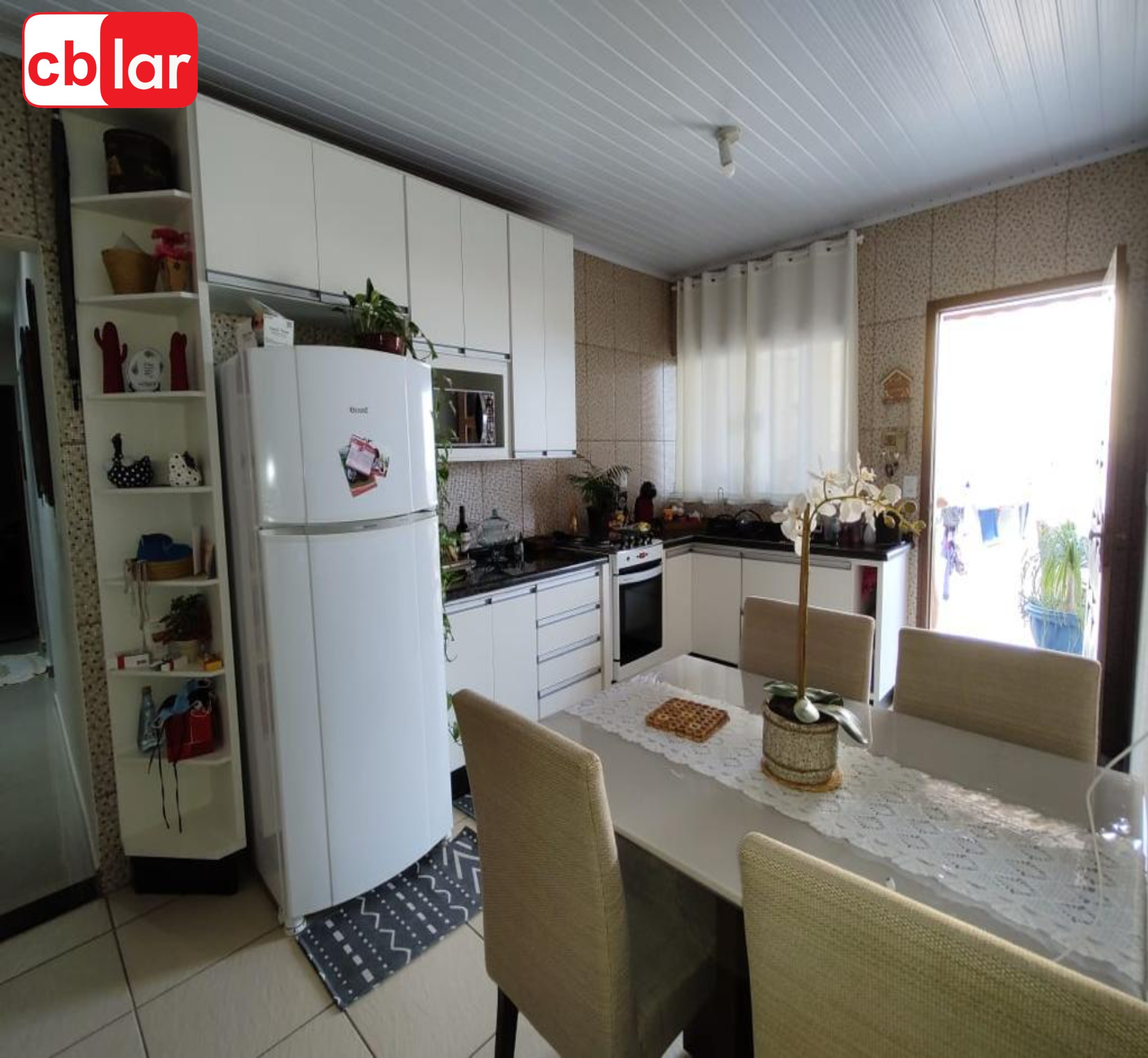 Casa à venda com 2 quartos, 200m² - Foto 9