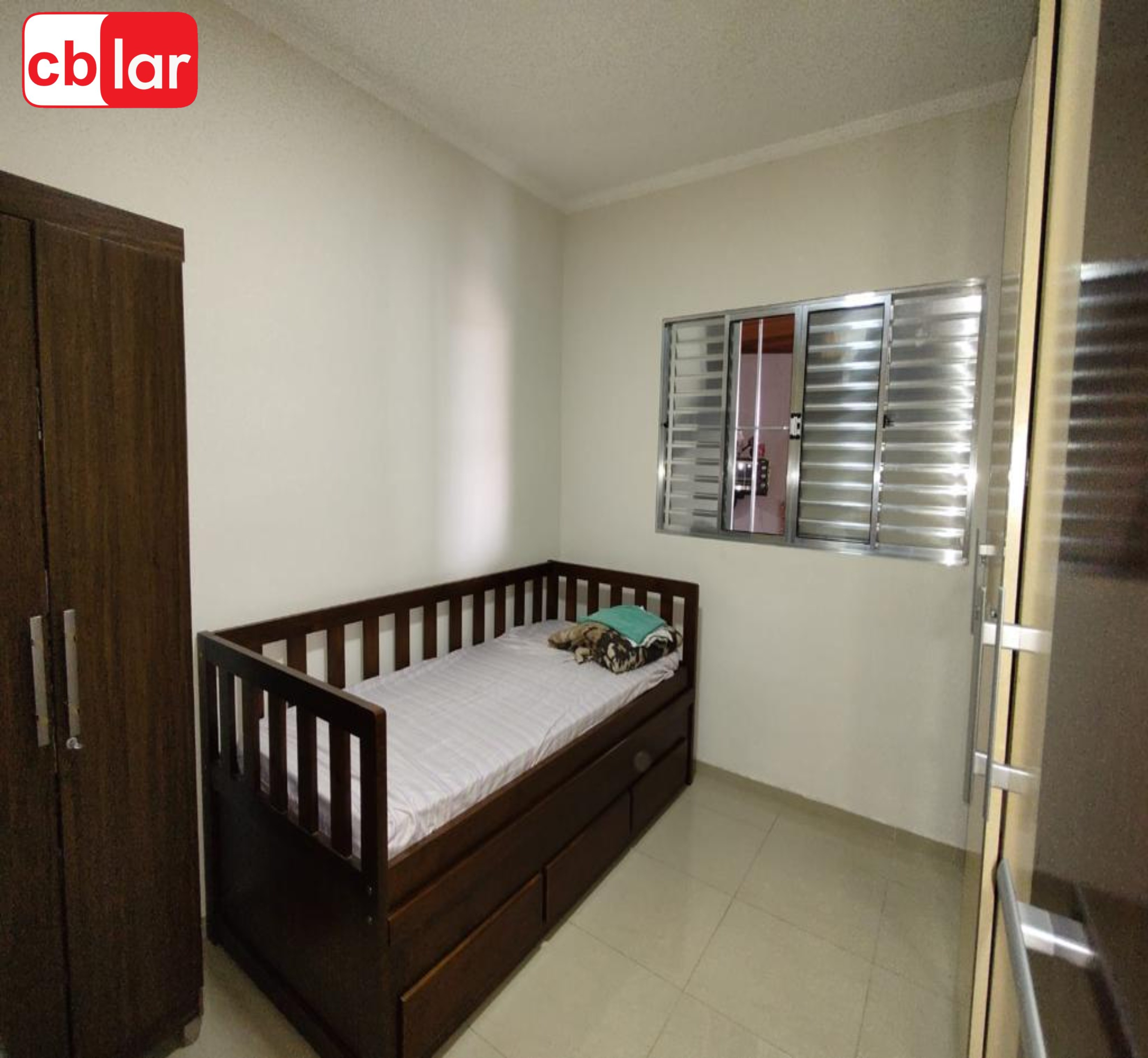 Casa à venda com 2 quartos, 200m² - Foto 4