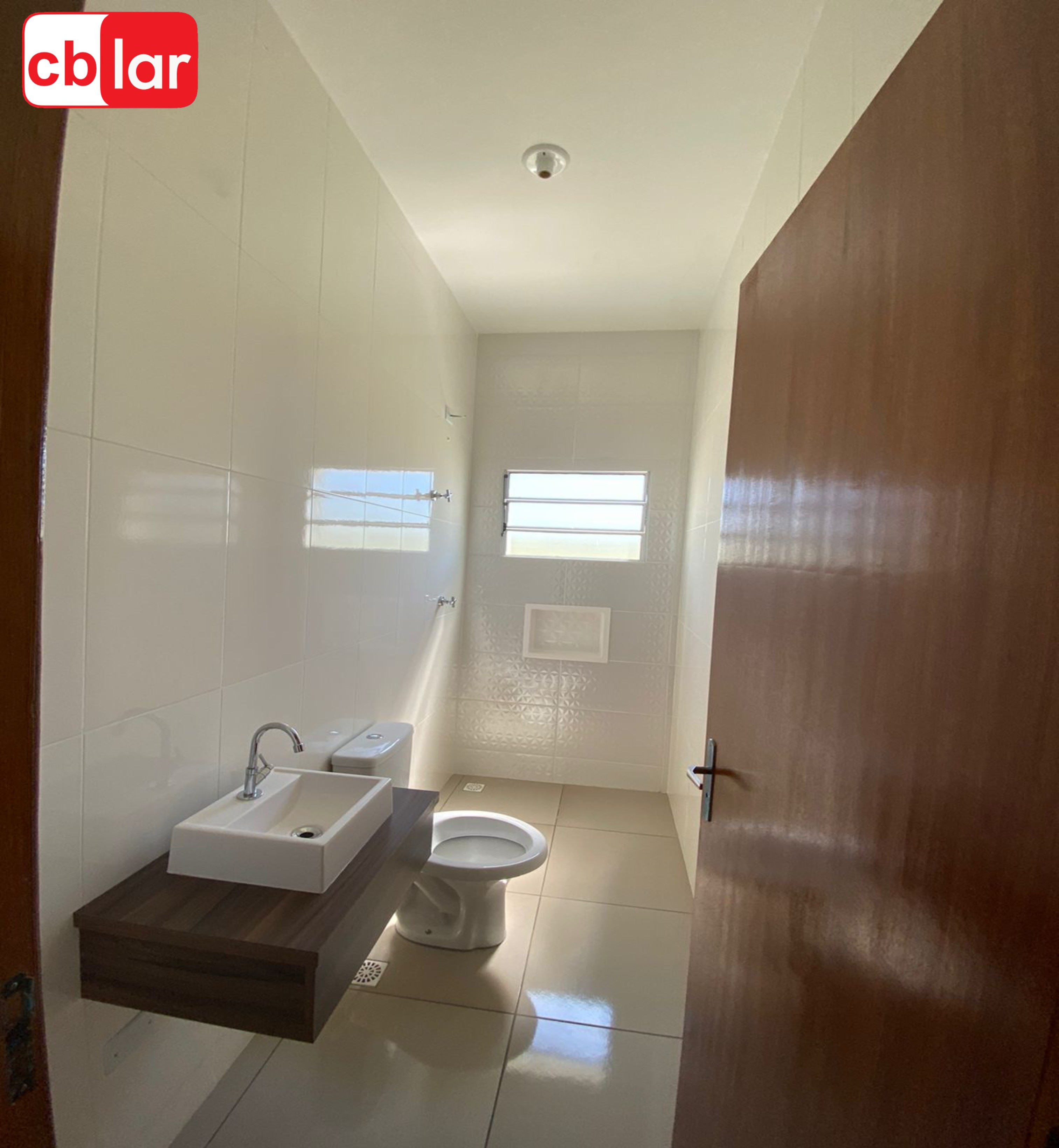 Casa à venda com 2 quartos, 140m² - Foto 3