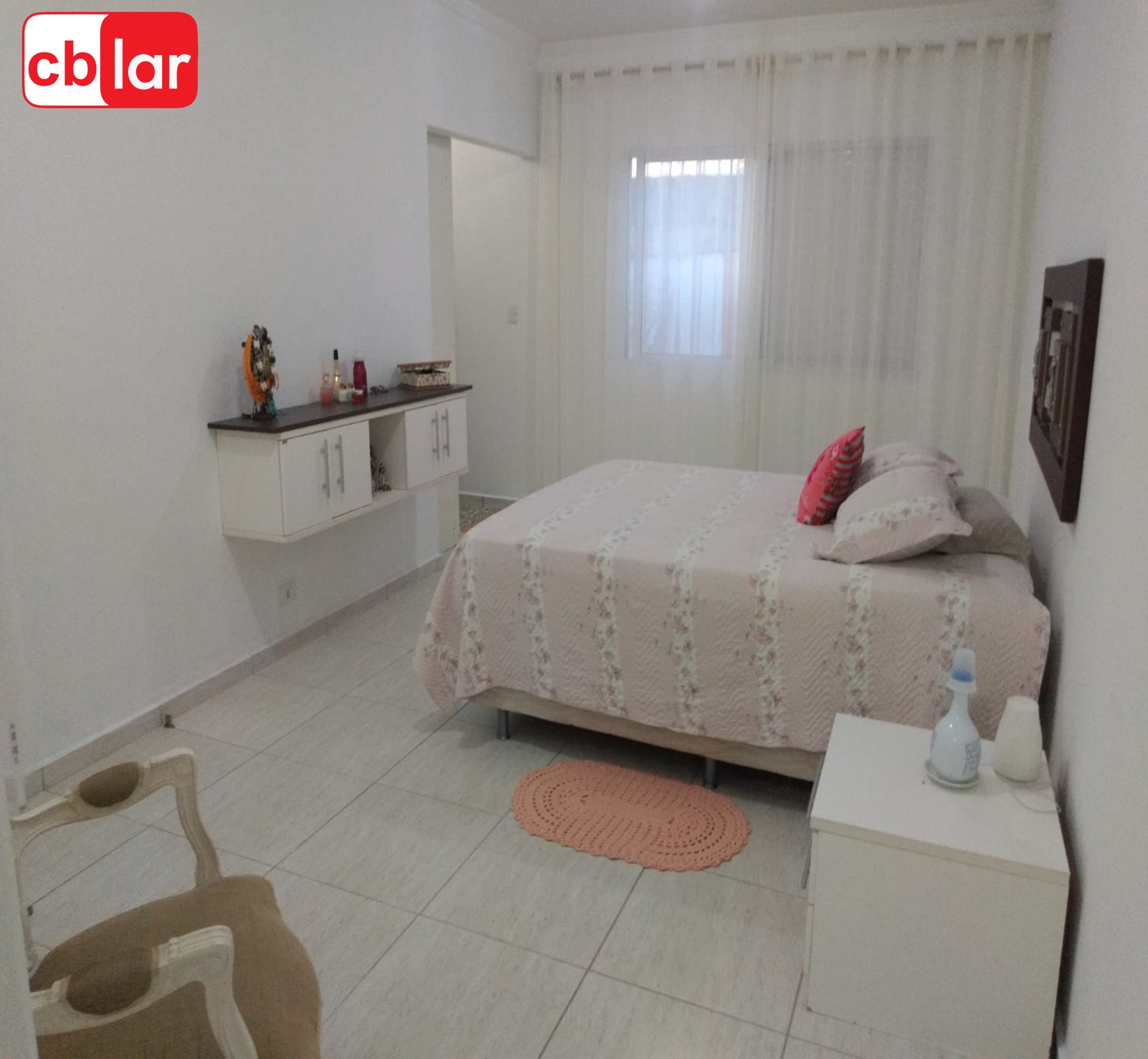 Casa à venda com 3 quartos, 300m² - Foto 2