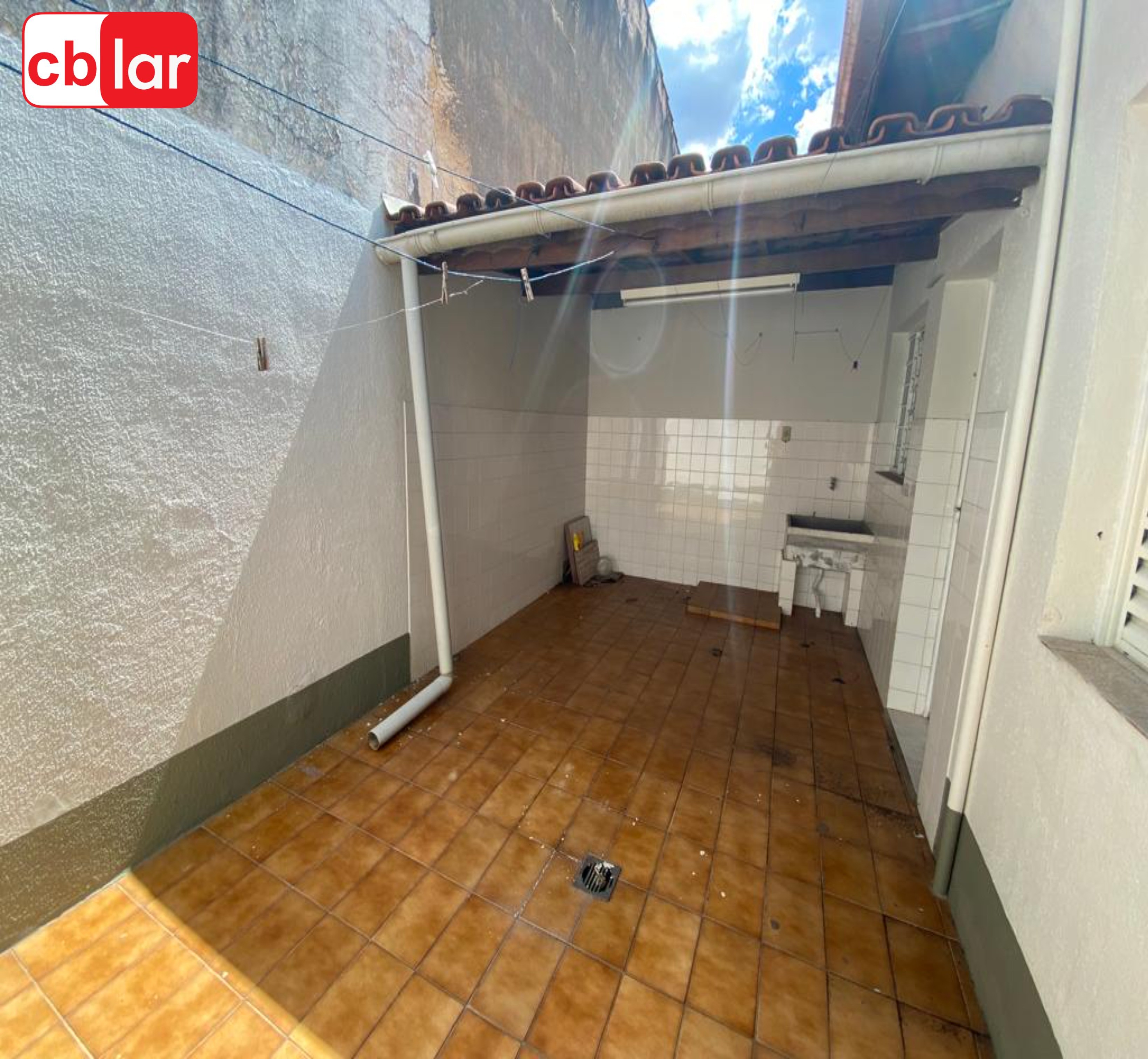 Casa à venda com 2 quartos, 110m² - Foto 8