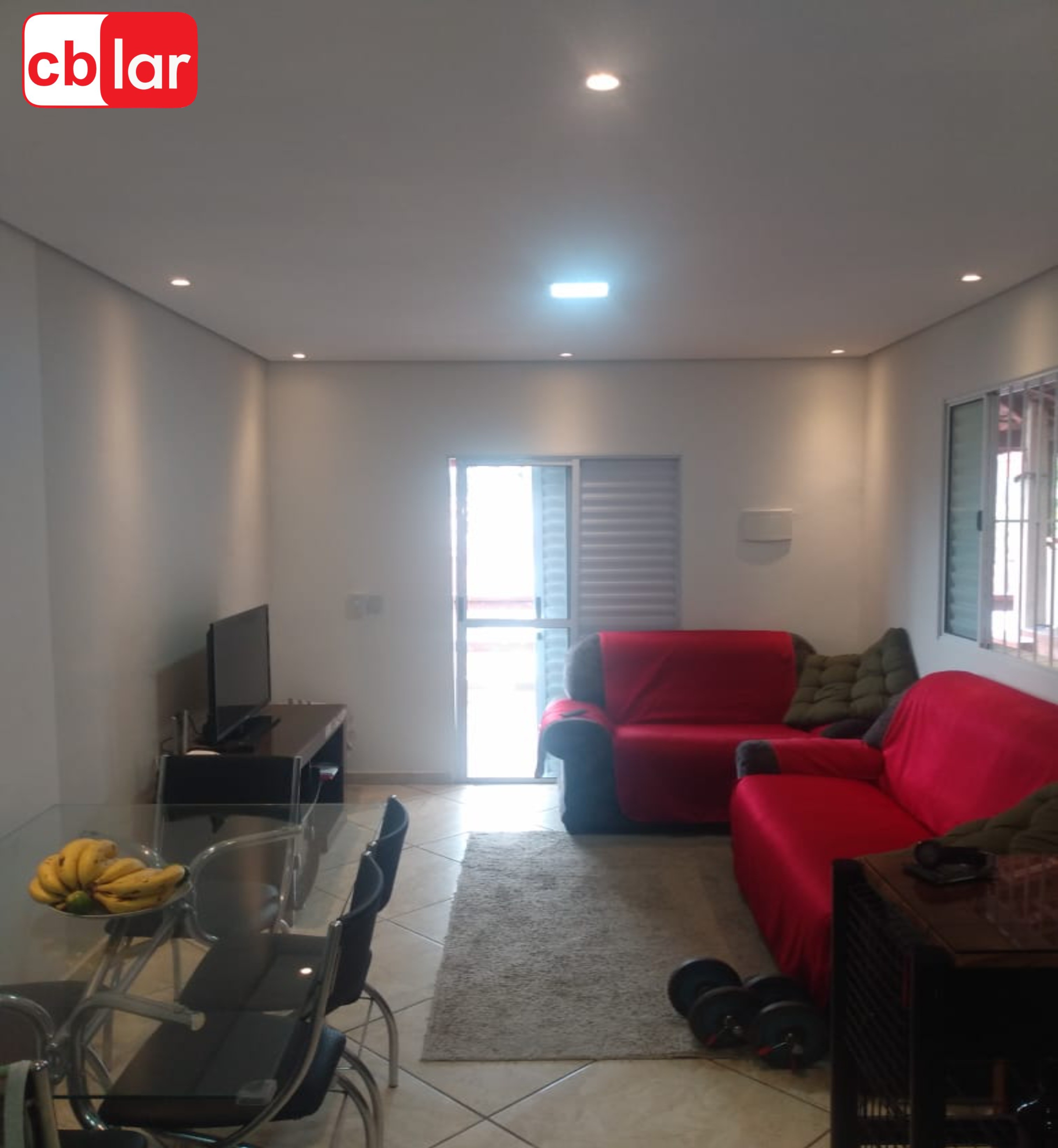 Casa à venda com 2 quartos, 145m² - Foto 1