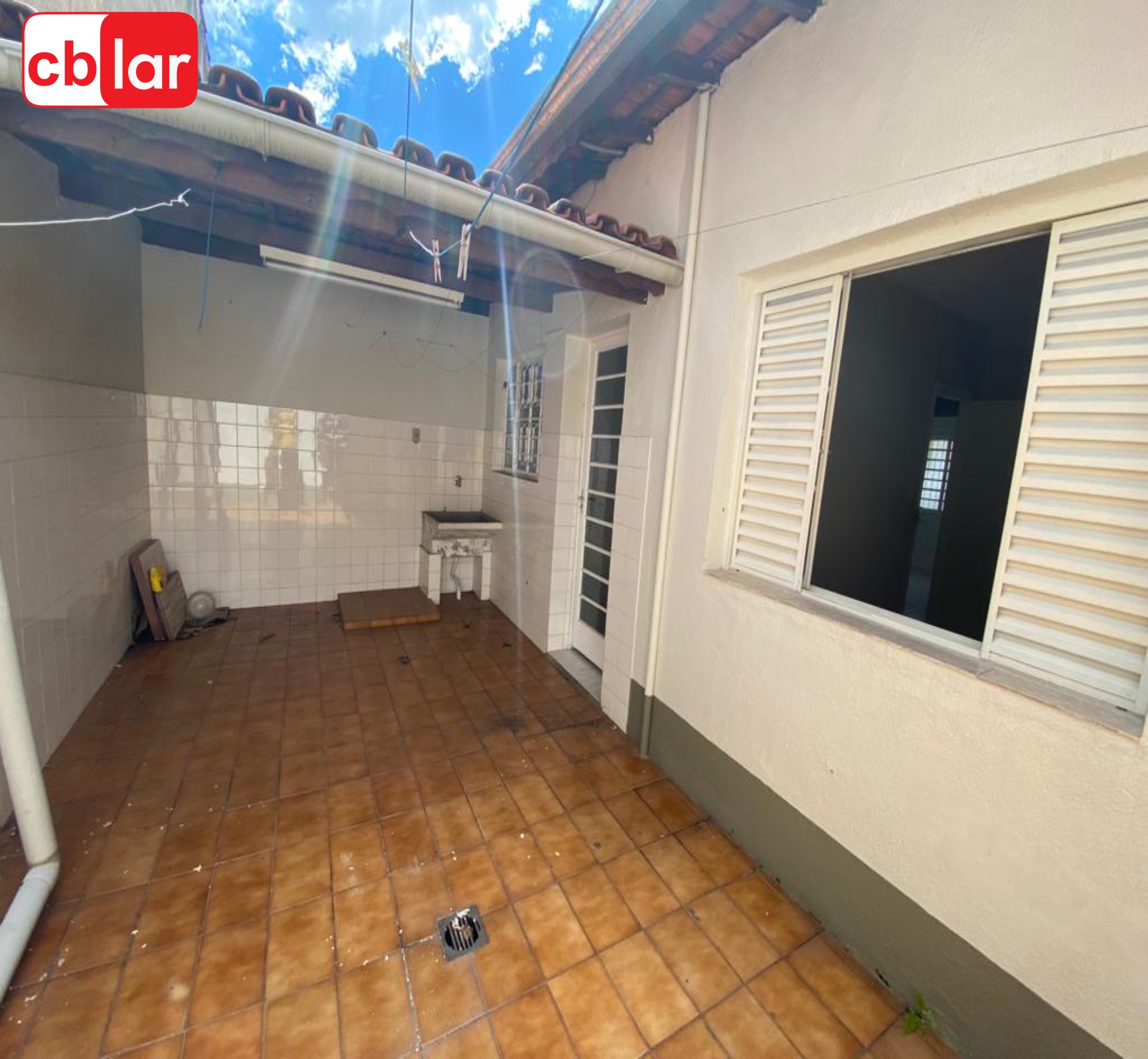 Casa à venda com 2 quartos, 110m² - Foto 7