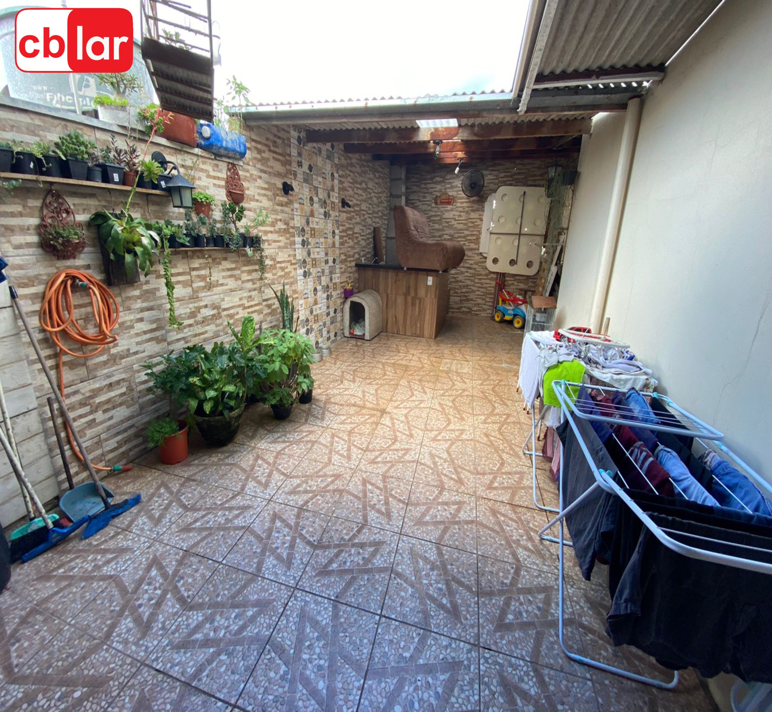 Casa à venda com 9 quartos, 250m² - Foto 11