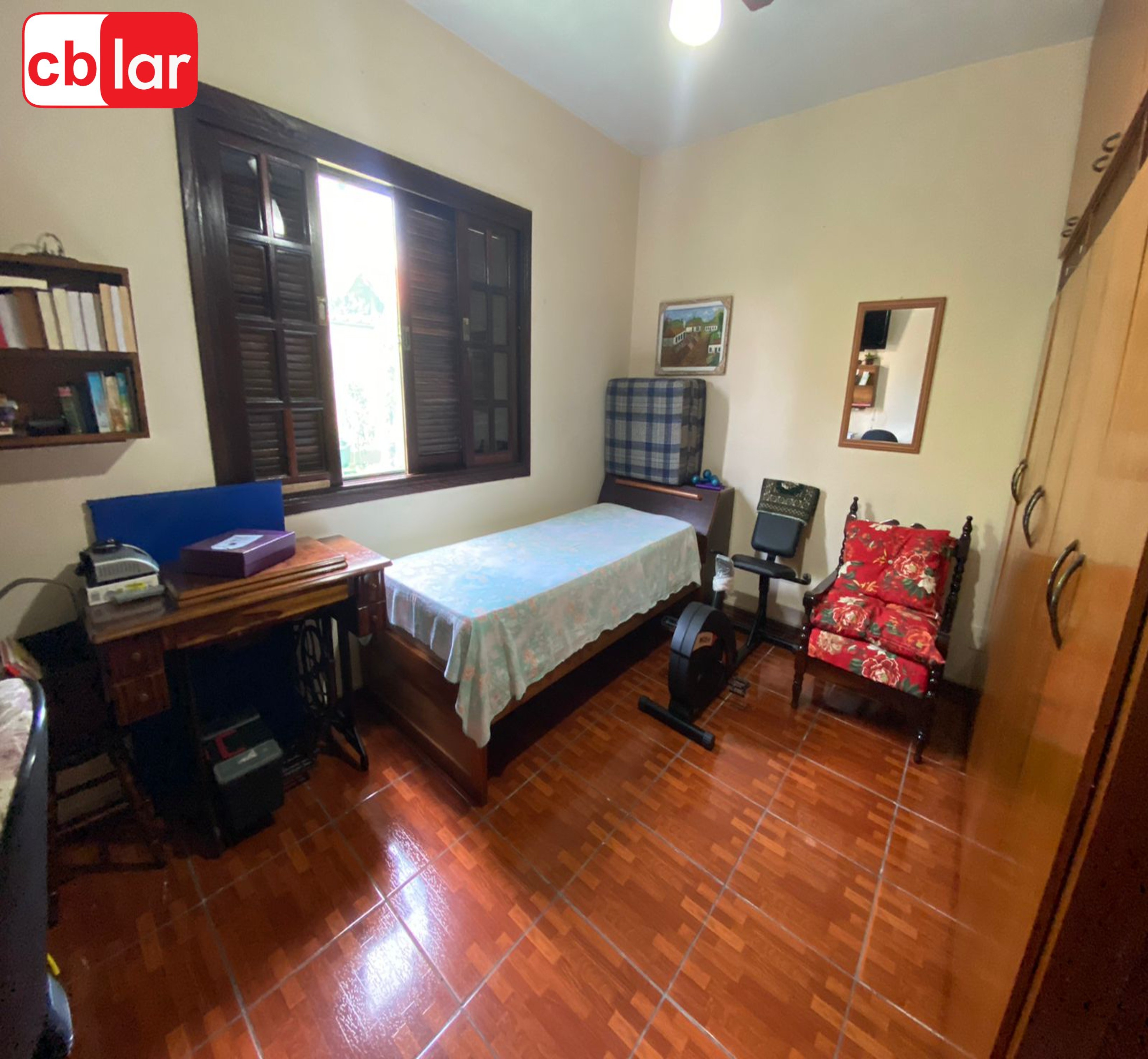 Casa à venda com 2 quartos, 200m² - Foto 4