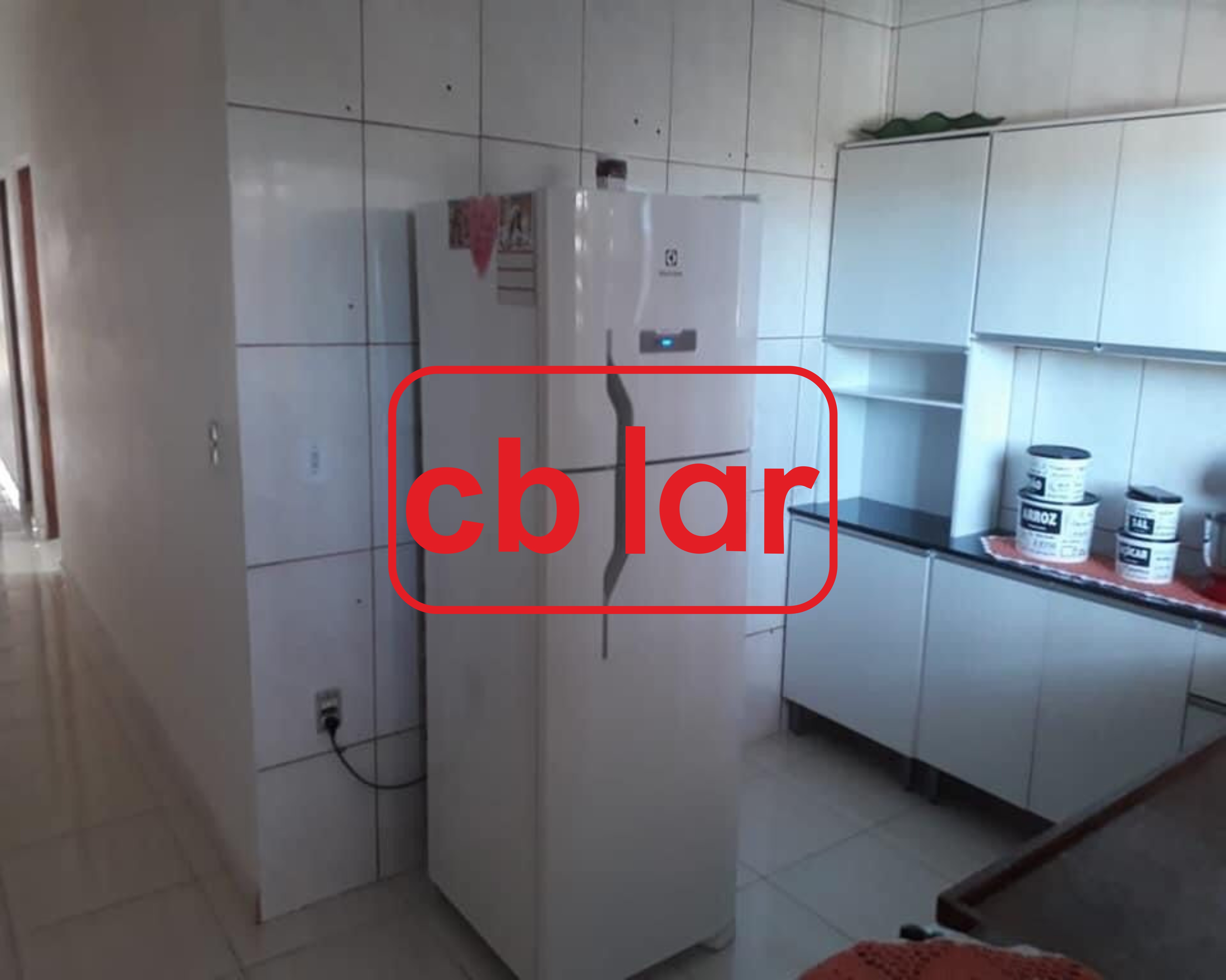 Casa à venda com 4 quartos, 100m² - Foto 2