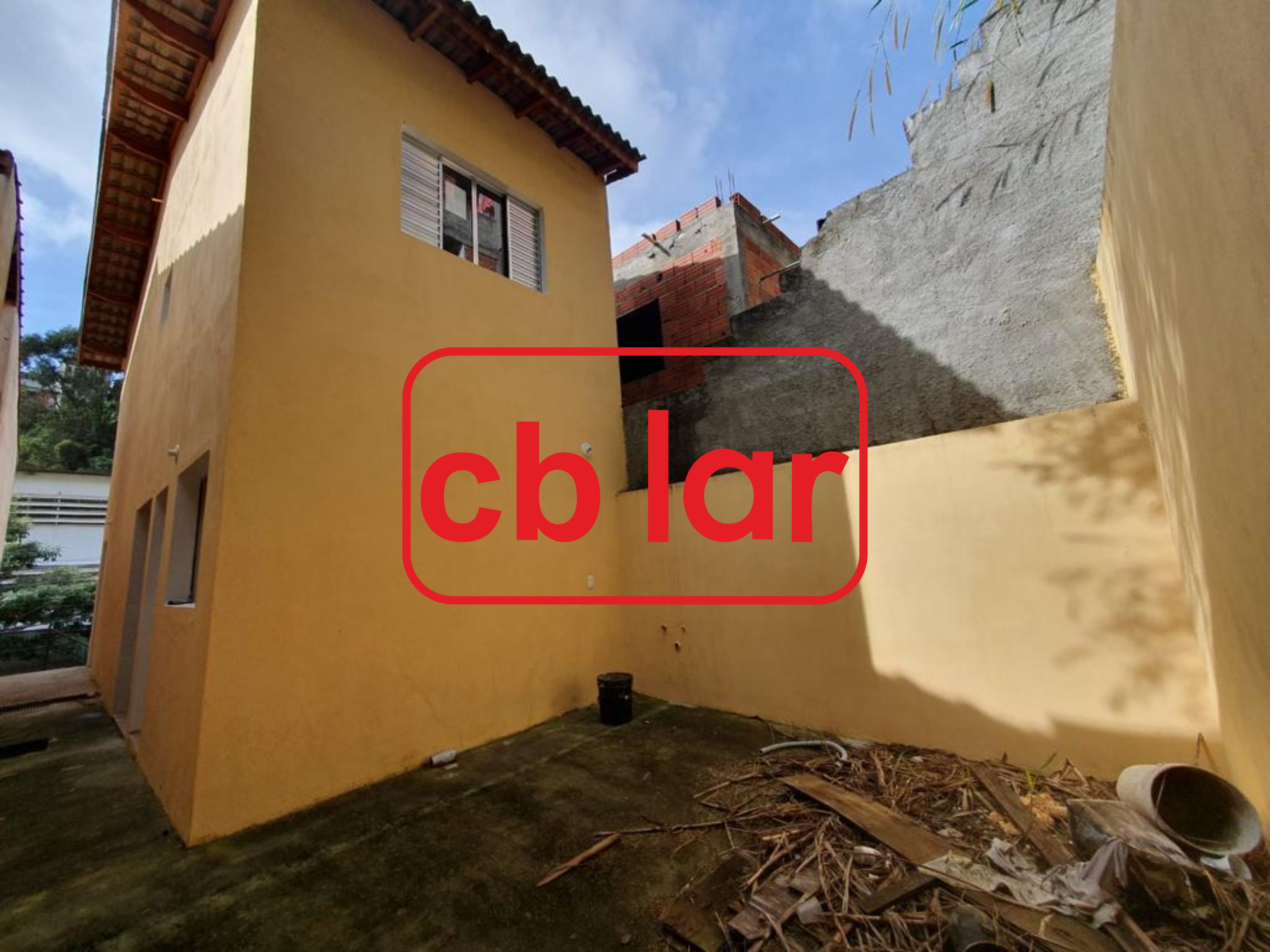 Sobrado à venda com 2 quartos, 150m² - Foto 2