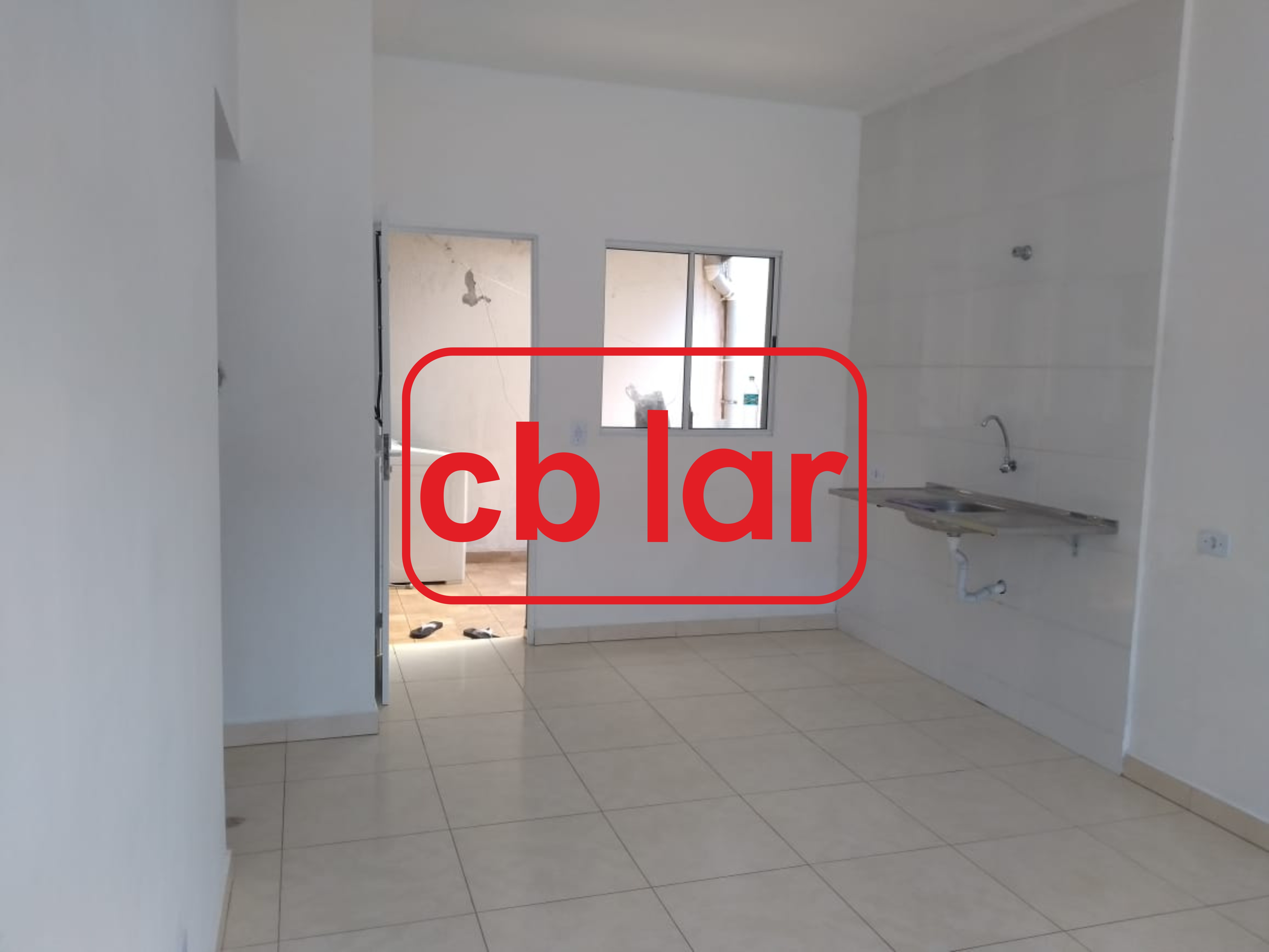 Casa à venda com 2 quartos, 108m² - Foto 3