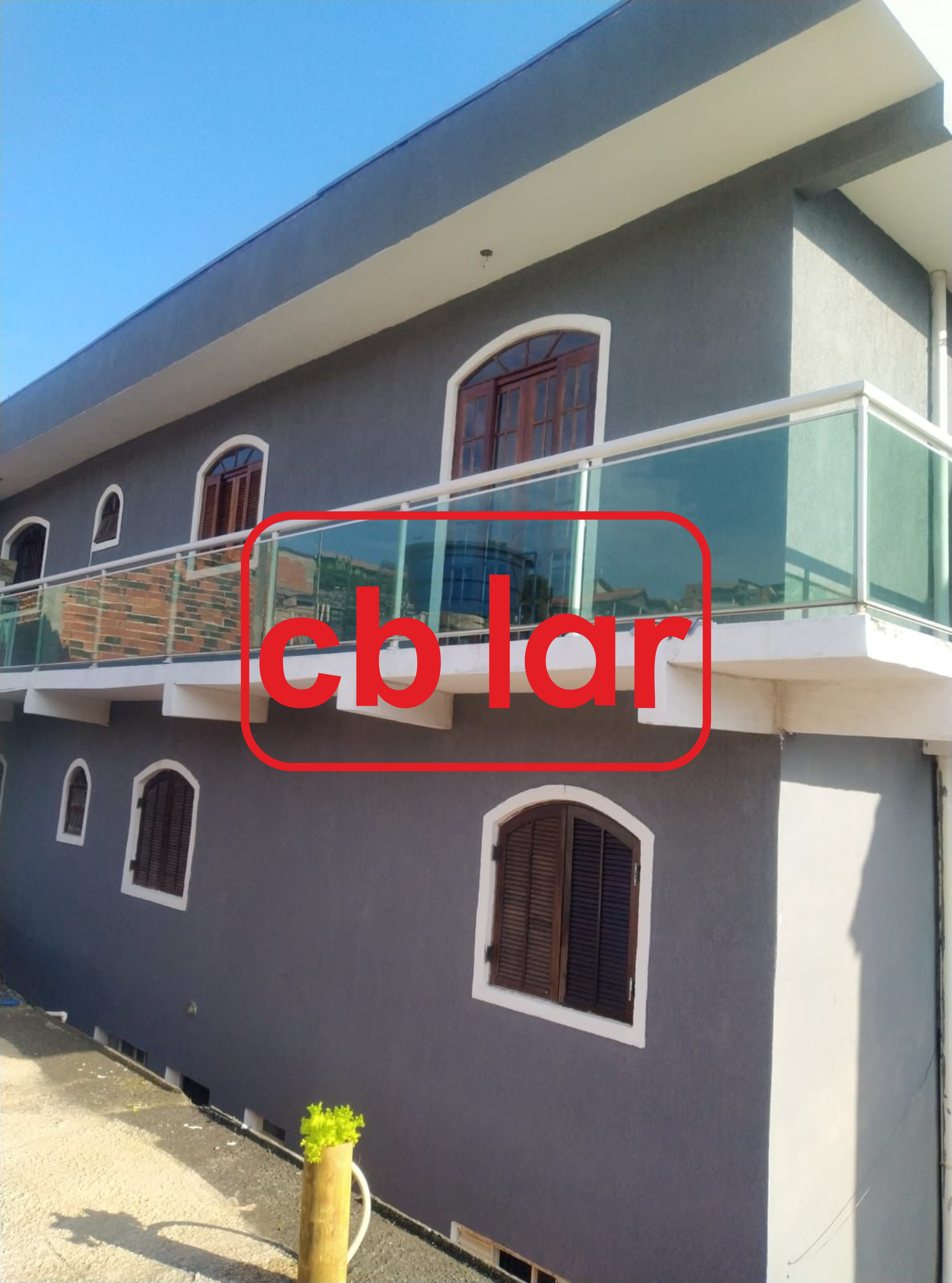 Sobrado à venda com 4 quartos, 150m² - Foto 1