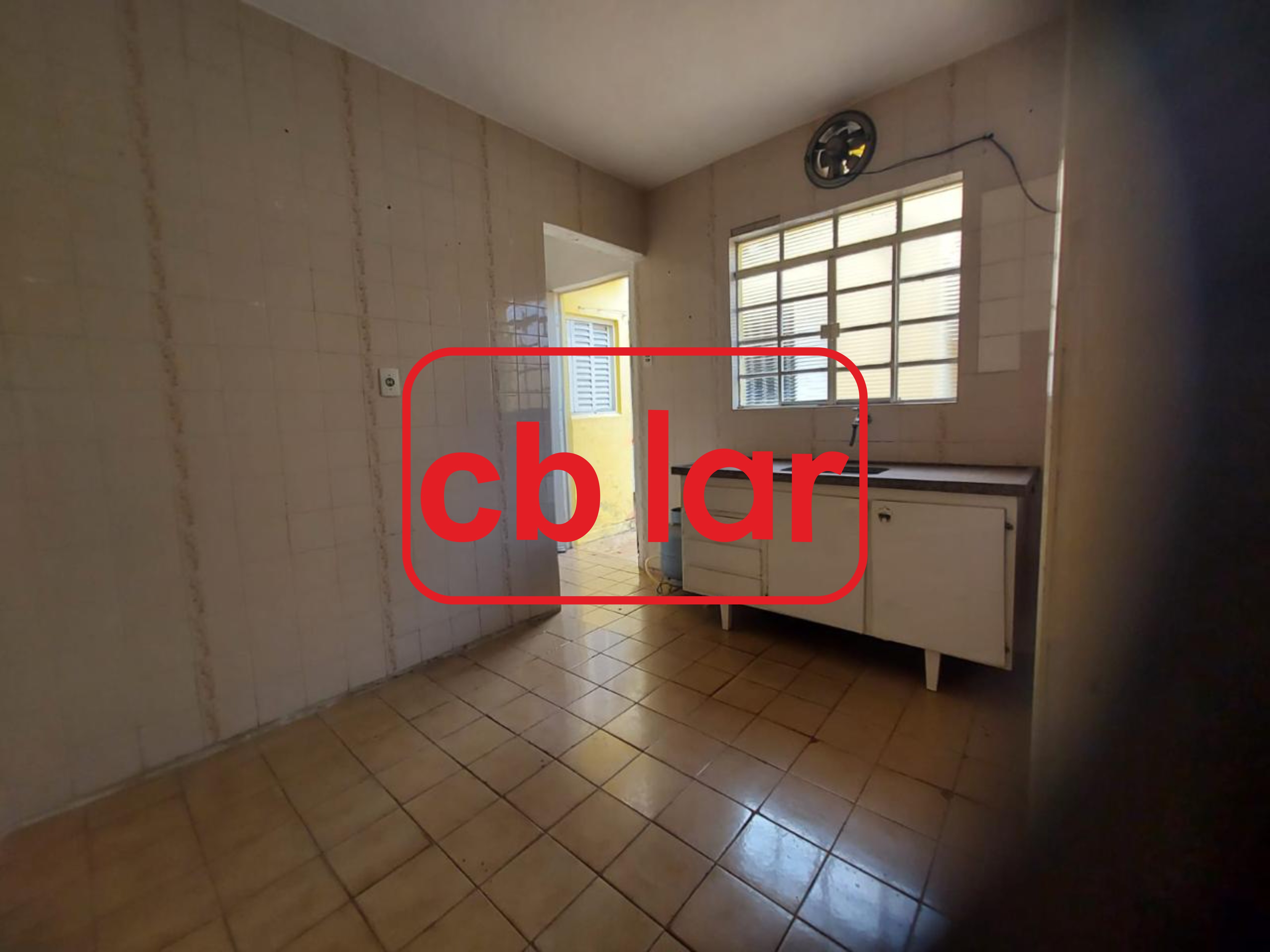 Casa à venda com 2 quartos, 200m² - Foto 7