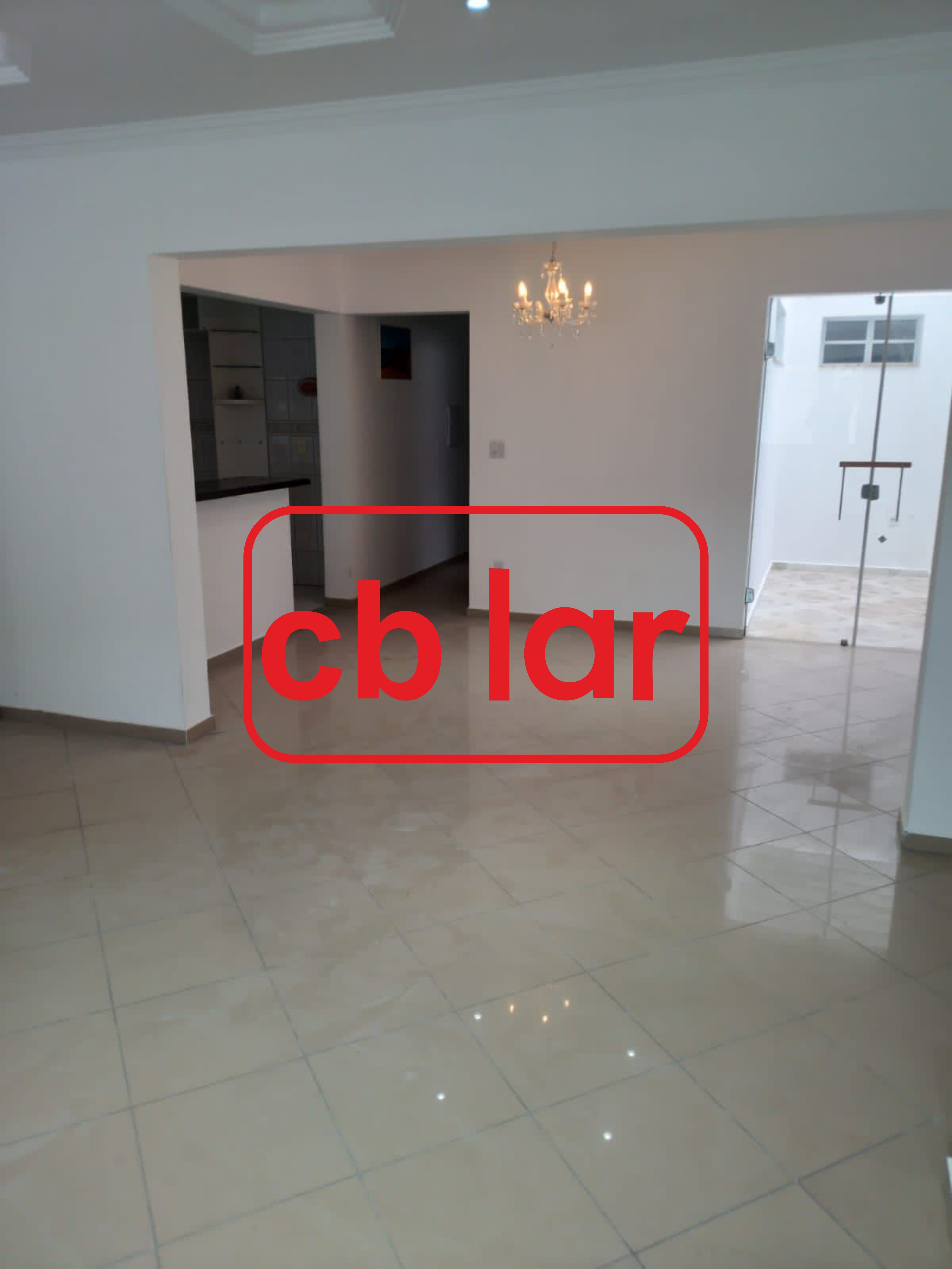 Sobrado à venda com 3 quartos, 300m² - Foto 4