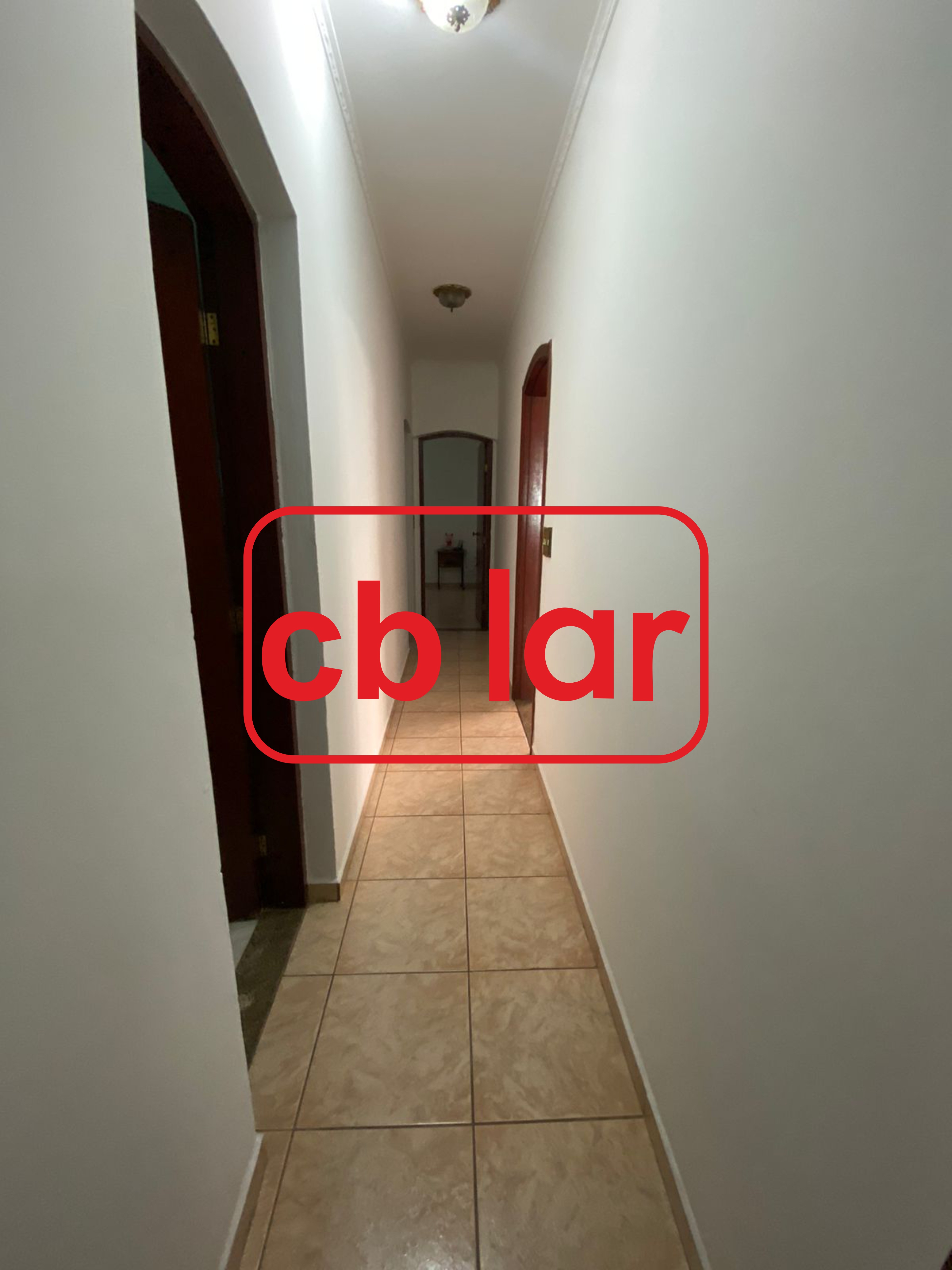 Casa à venda com 3 quartos, 310m² - Foto 4