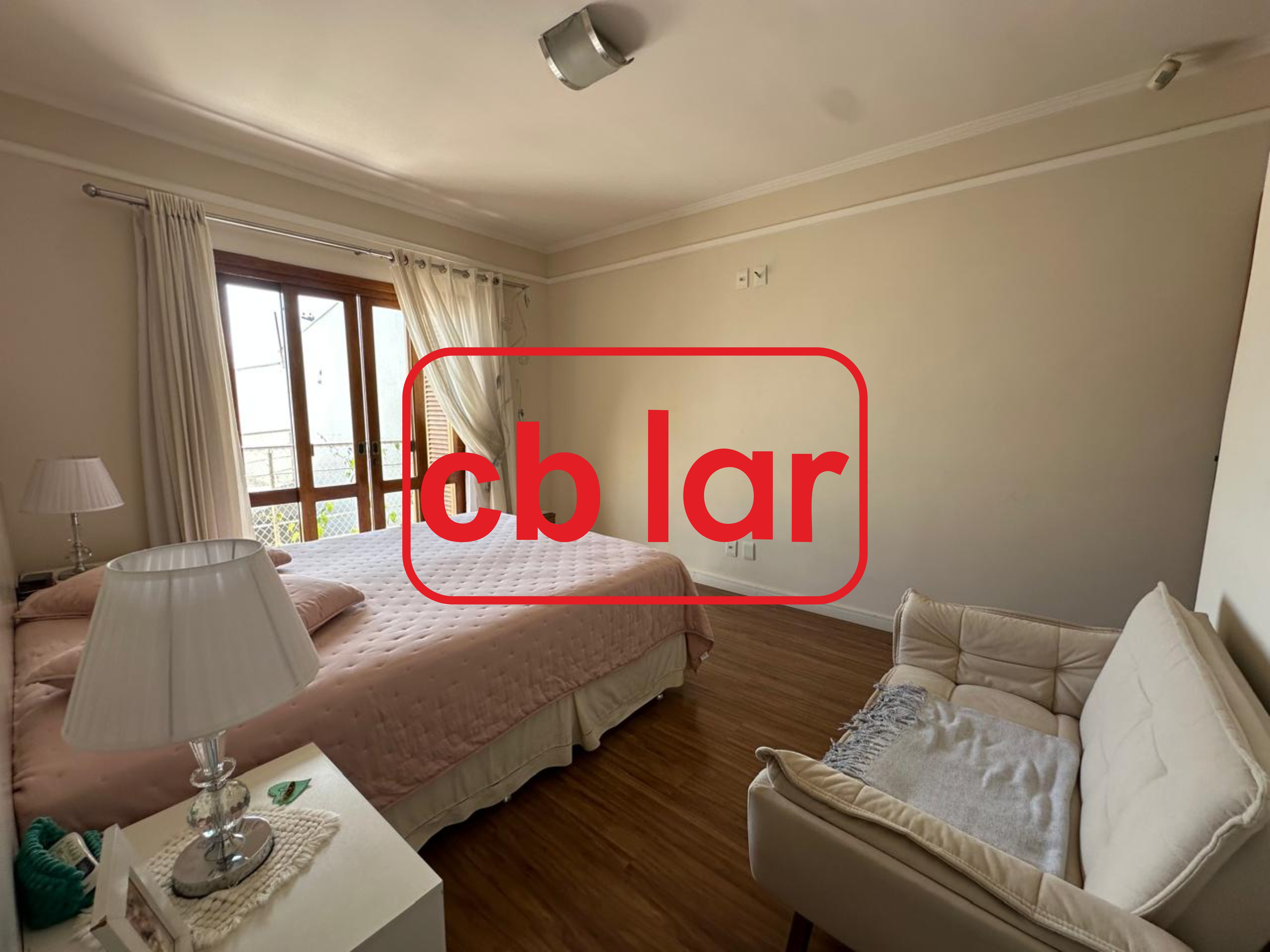 Casa, 3 quartos, 235 m² - Foto 3