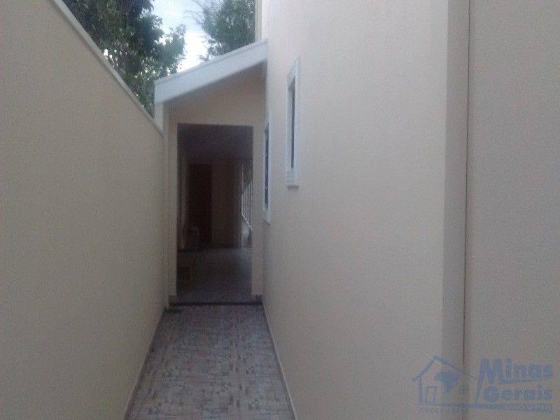 Casa à venda com 4 quartos, 290m² - Foto 22