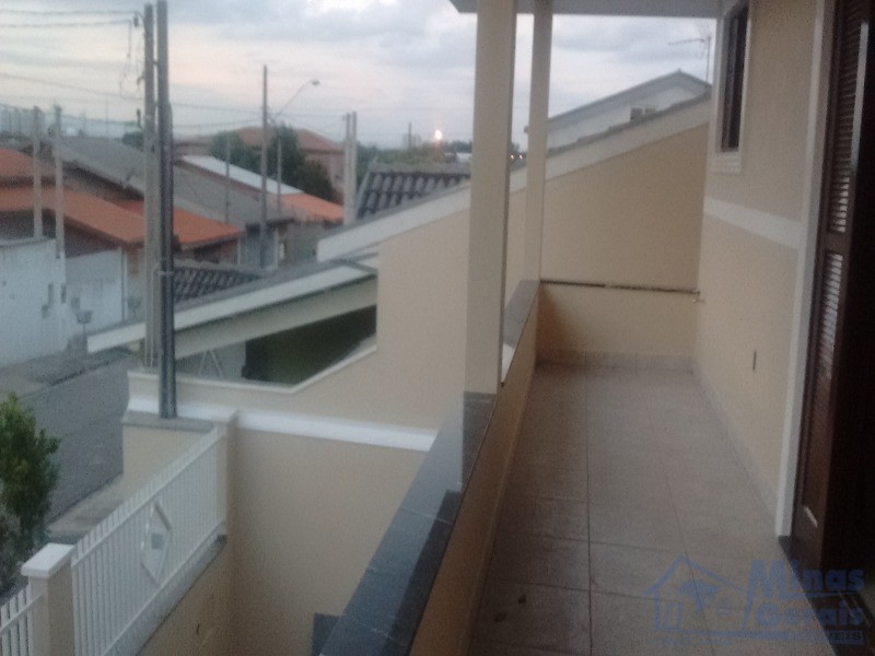 Casa à venda com 4 quartos, 290m² - Foto 30