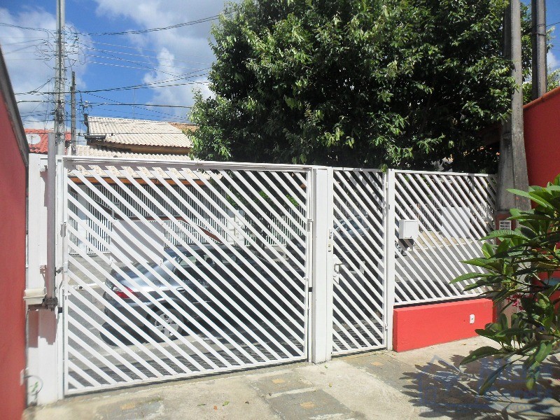 Sobrado à venda com 2 quartos, 150m² - Foto 1