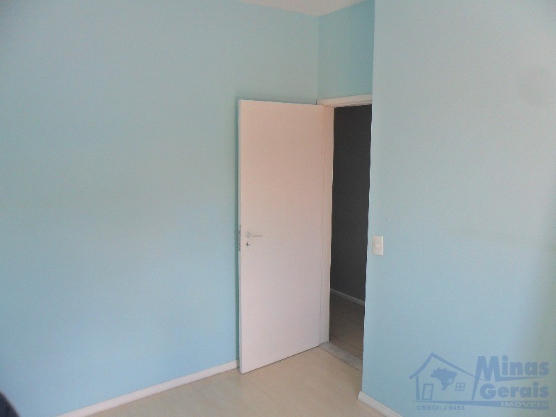 Sobrado à venda com 2 quartos, 150m² - Foto 17