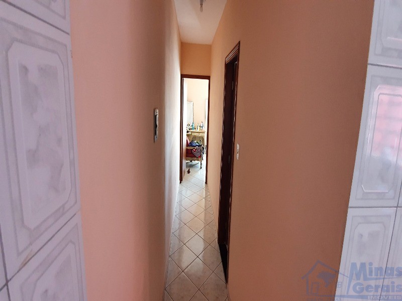 Casa à venda com 4 quartos, 234m² - Foto 29