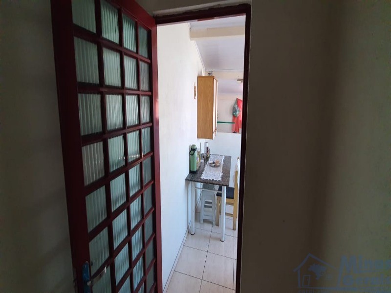 Casa à venda com 2 quartos, 188m² - Foto 24