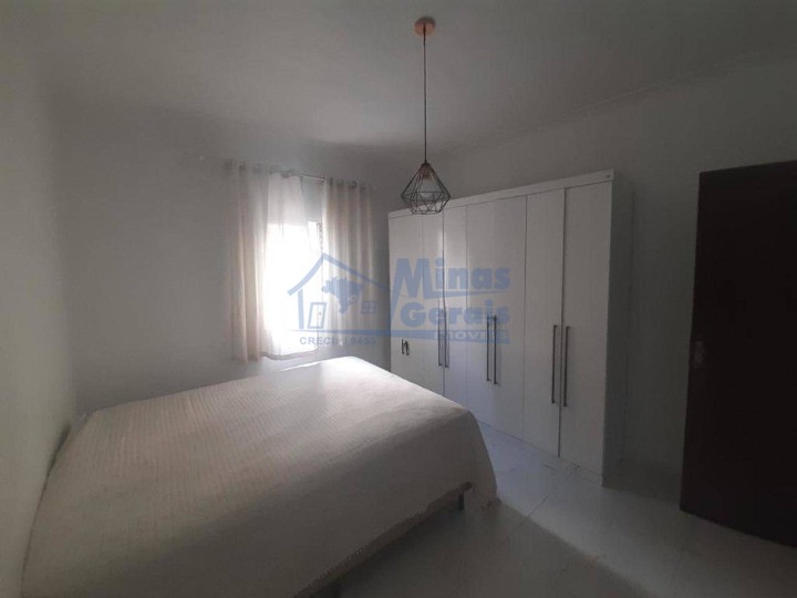 Casa à venda com 4 quartos, 180m² - Foto 19