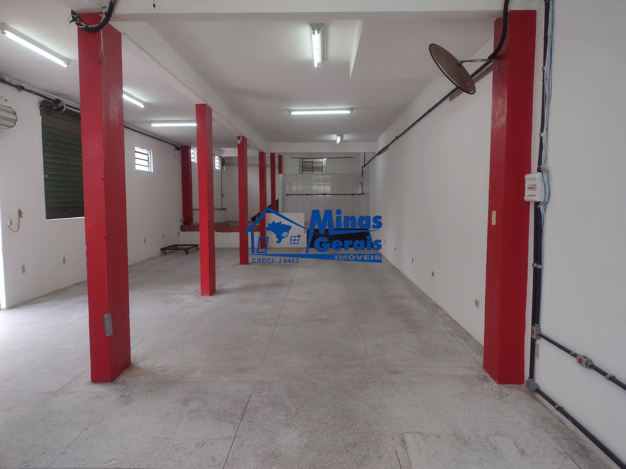 Prédio Inteiro à venda com 2 quartos, 125m² - Foto 15