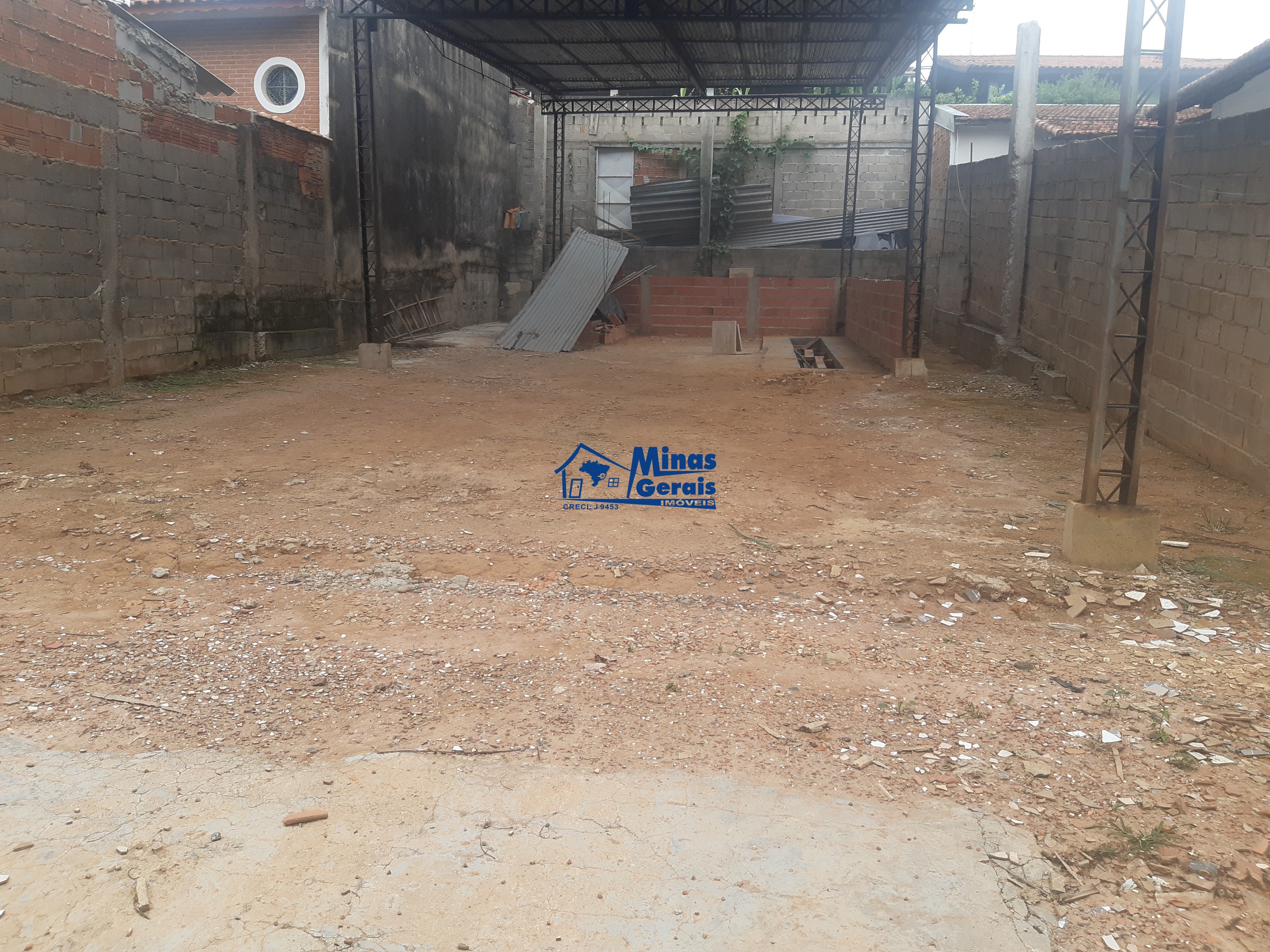 Terreno à venda e aluguel, 250m² - Foto 11