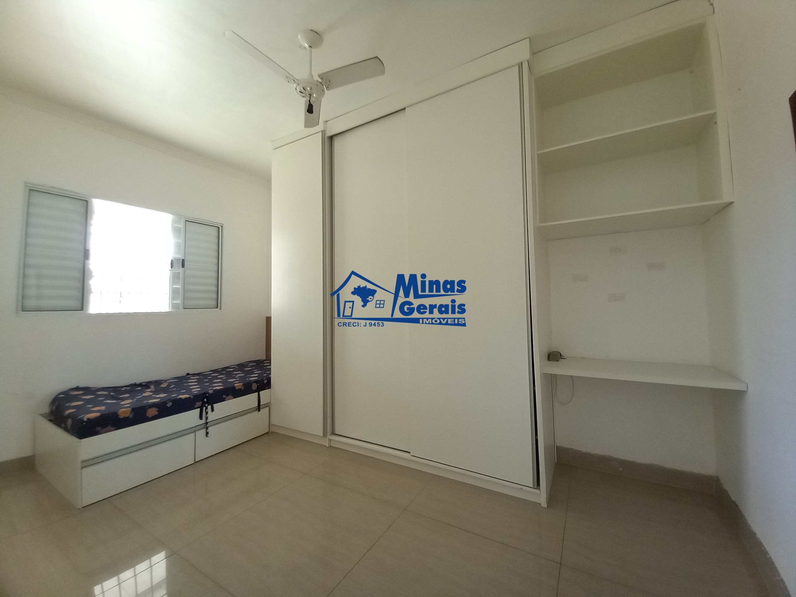 Casa à venda com 3 quartos, 250m² - Foto 18