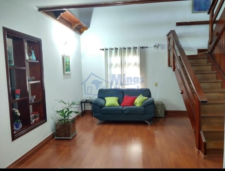 Casa à venda com 5 quartos, 250m² - Foto 8