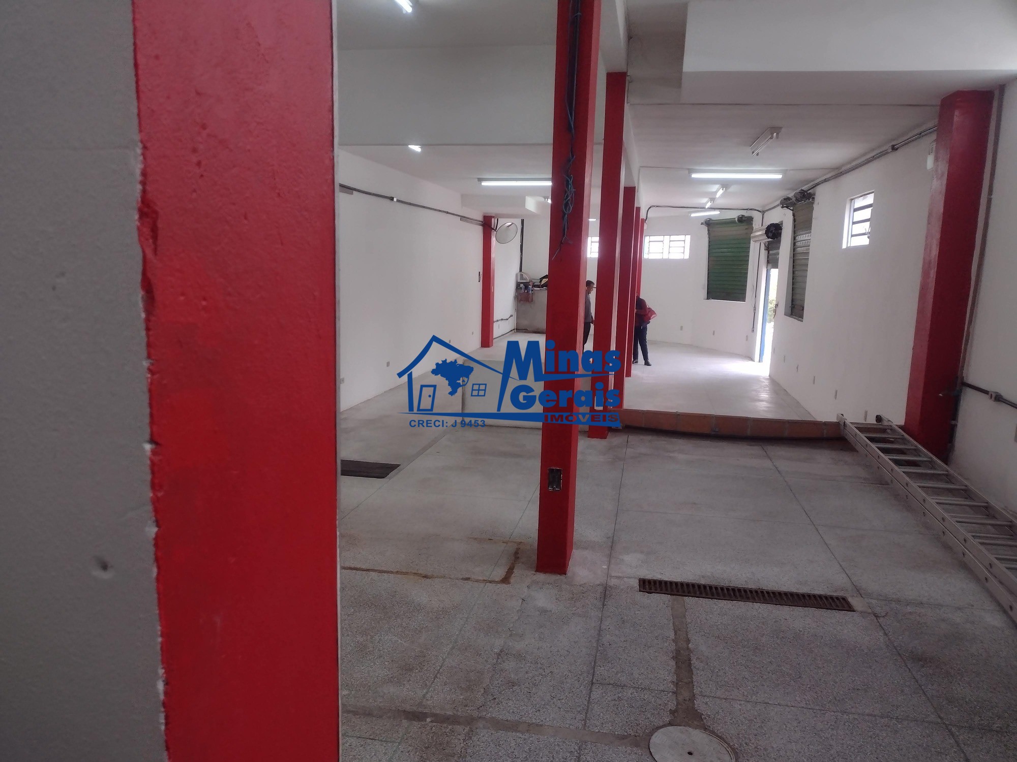 Prédio Inteiro à venda com 2 quartos, 125m² - Foto 12