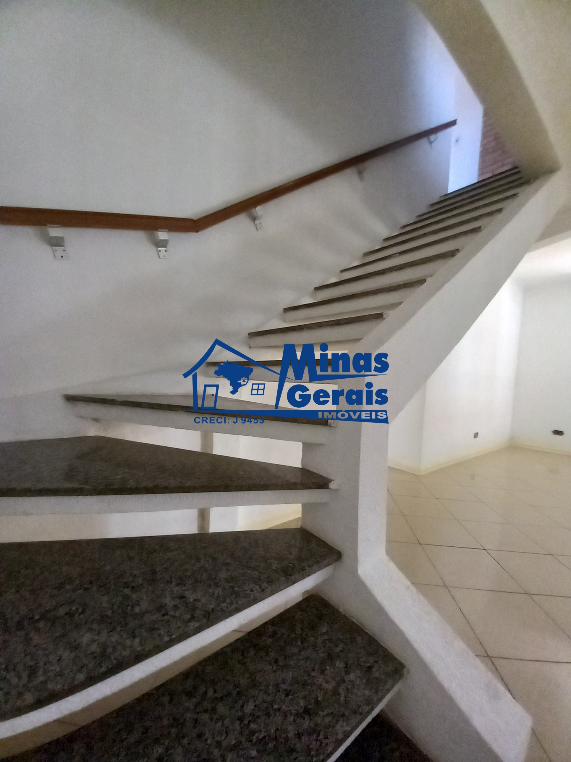 Sobrado à venda com 4 quartos, 250m² - Foto 19