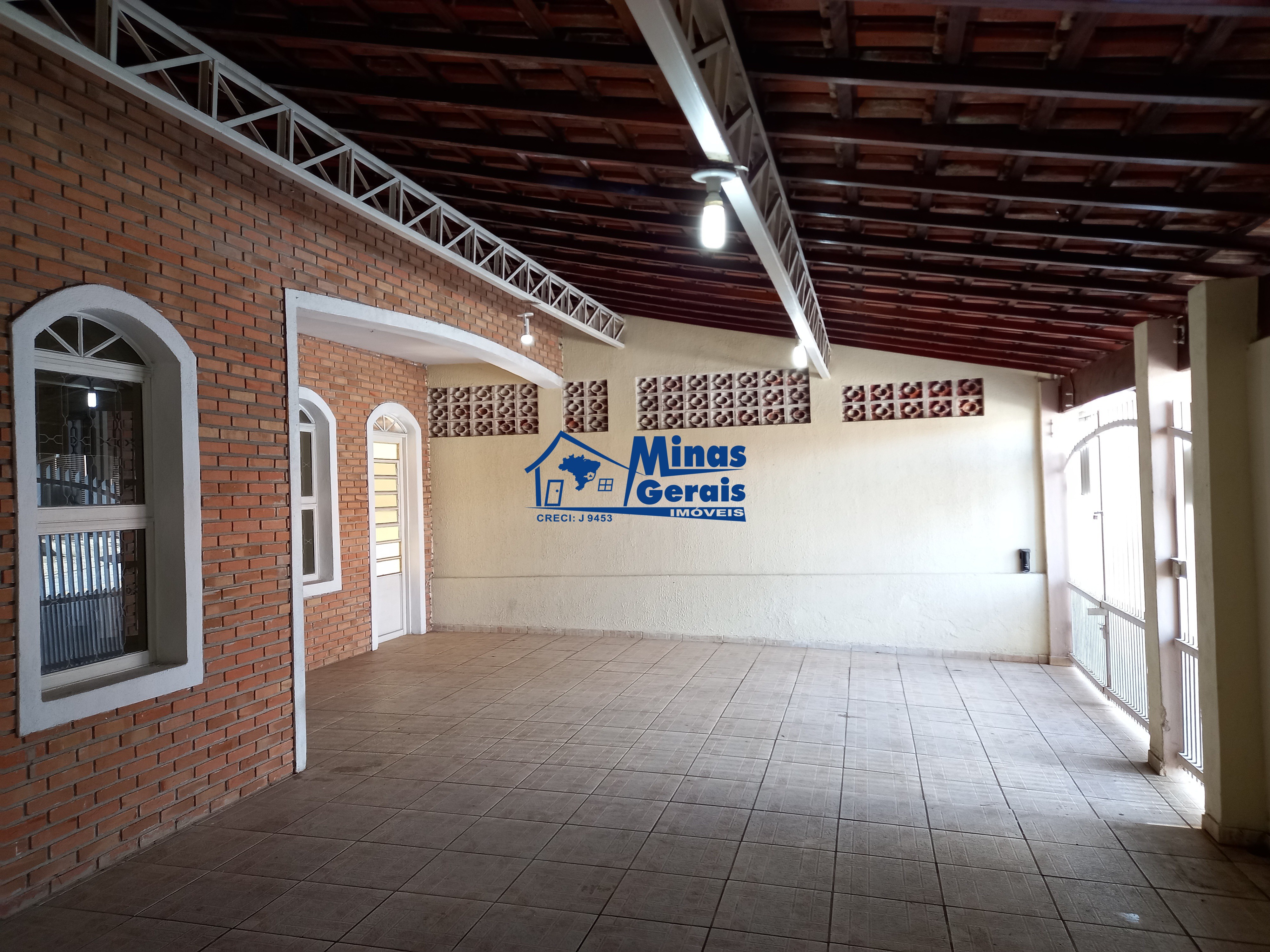 Sobrado à venda com 4 quartos, 250m² - Foto 5