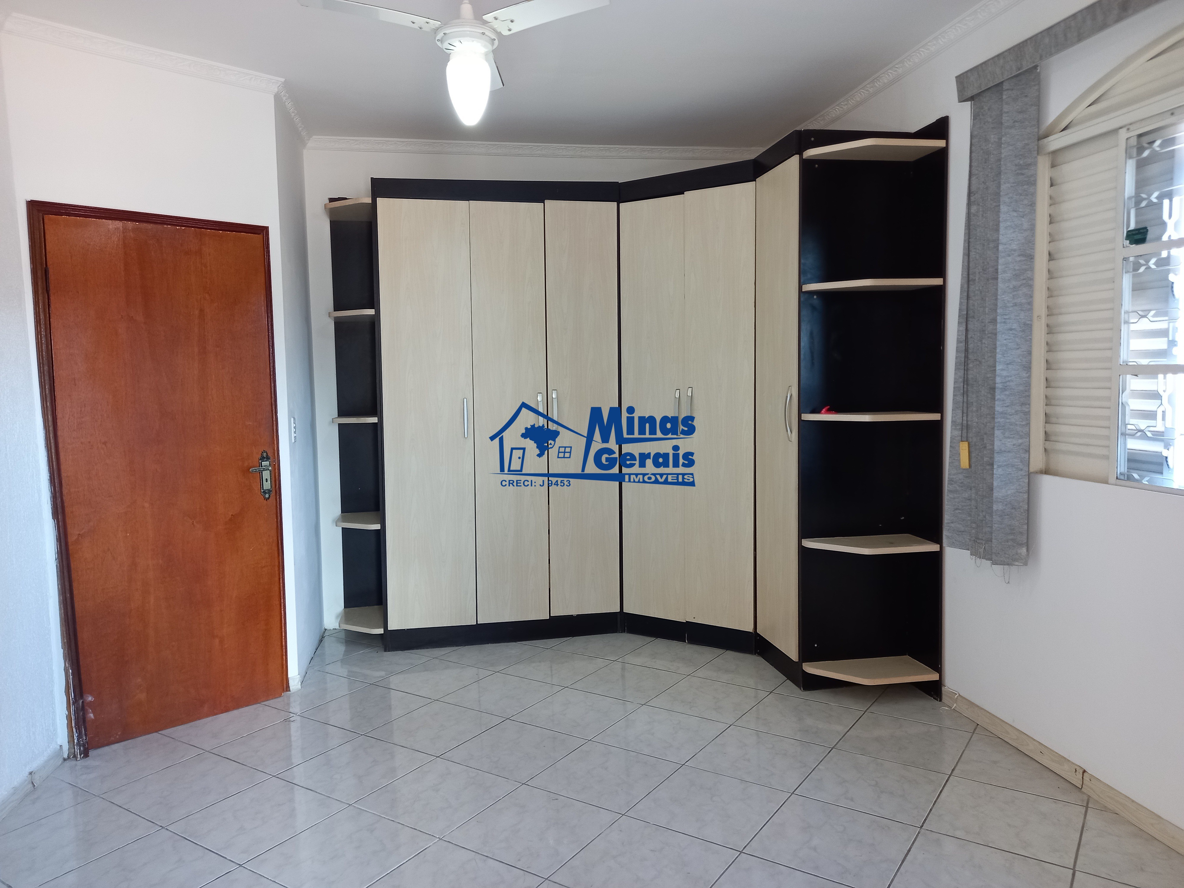 Sobrado à venda com 4 quartos, 250m² - Foto 30