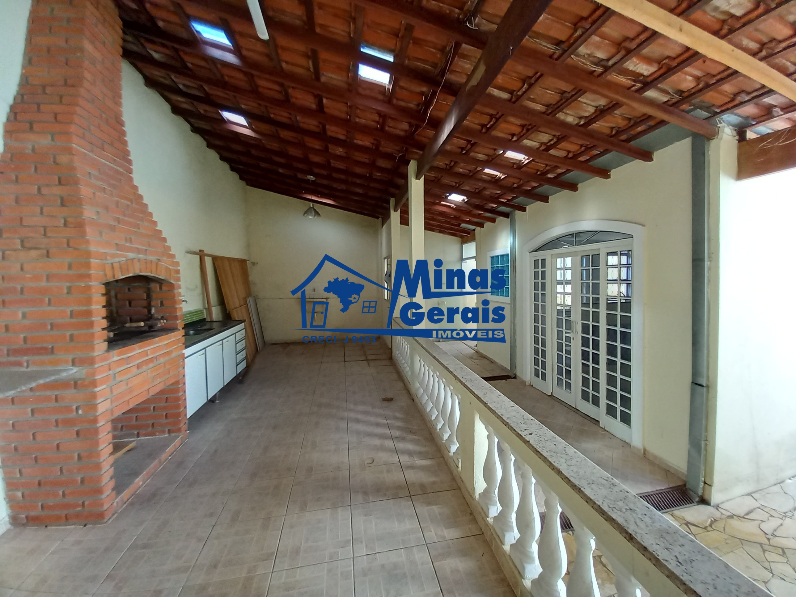 Sobrado à venda com 4 quartos, 250m² - Foto 34