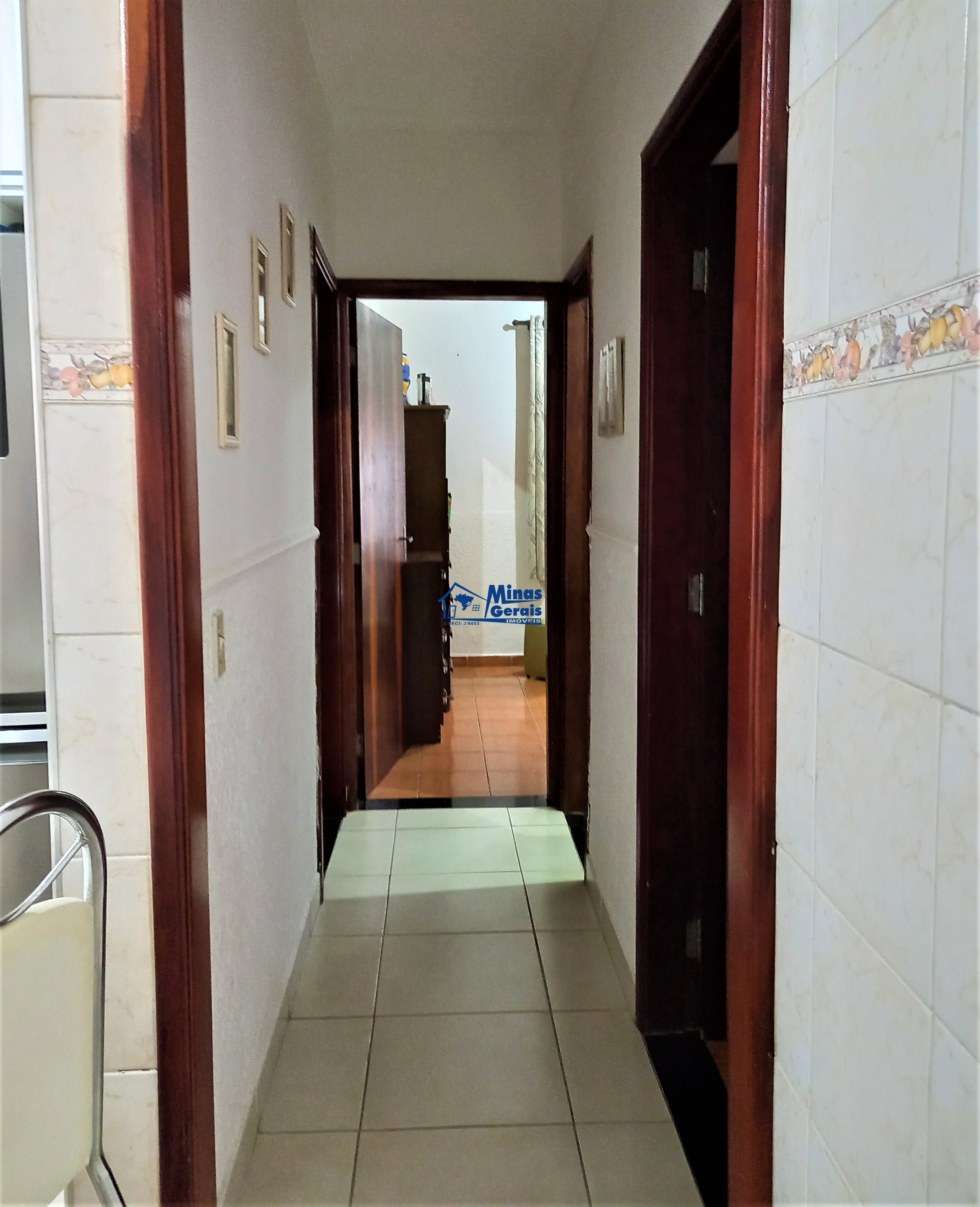 Casa à venda com 3 quartos, 250m² - Foto 11