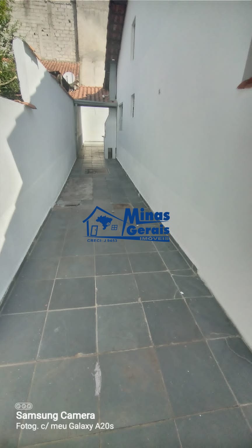 Sobrado à venda com 4 quartos, 250m² - Foto 16