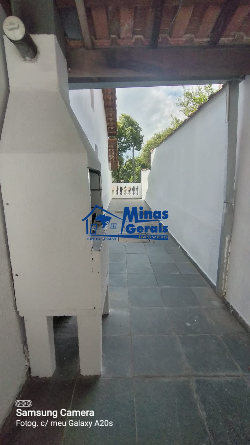 Sobrado à venda com 4 quartos, 250m² - Foto 18