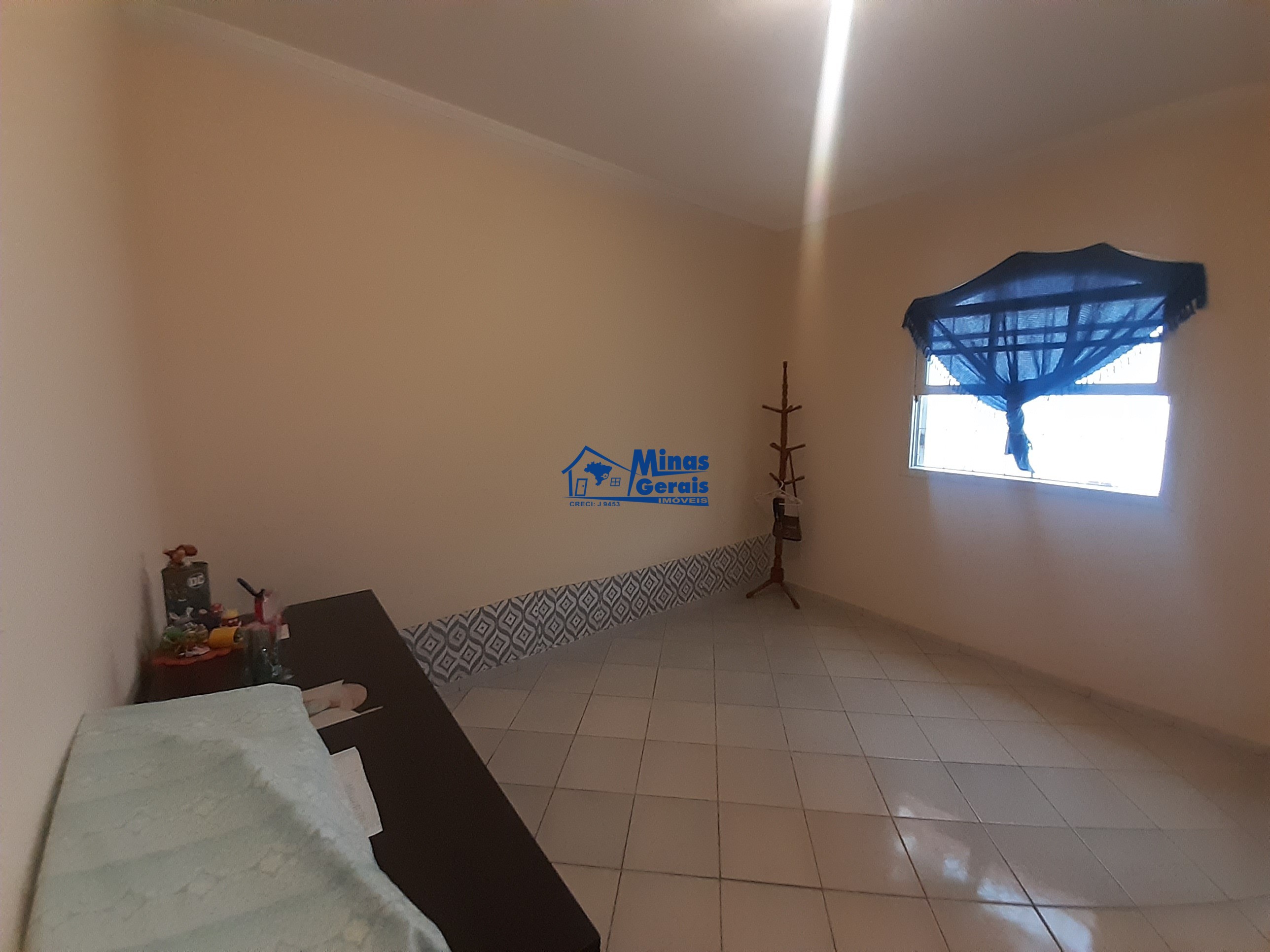 Casa à venda com 3 quartos, 114m² - Foto 13