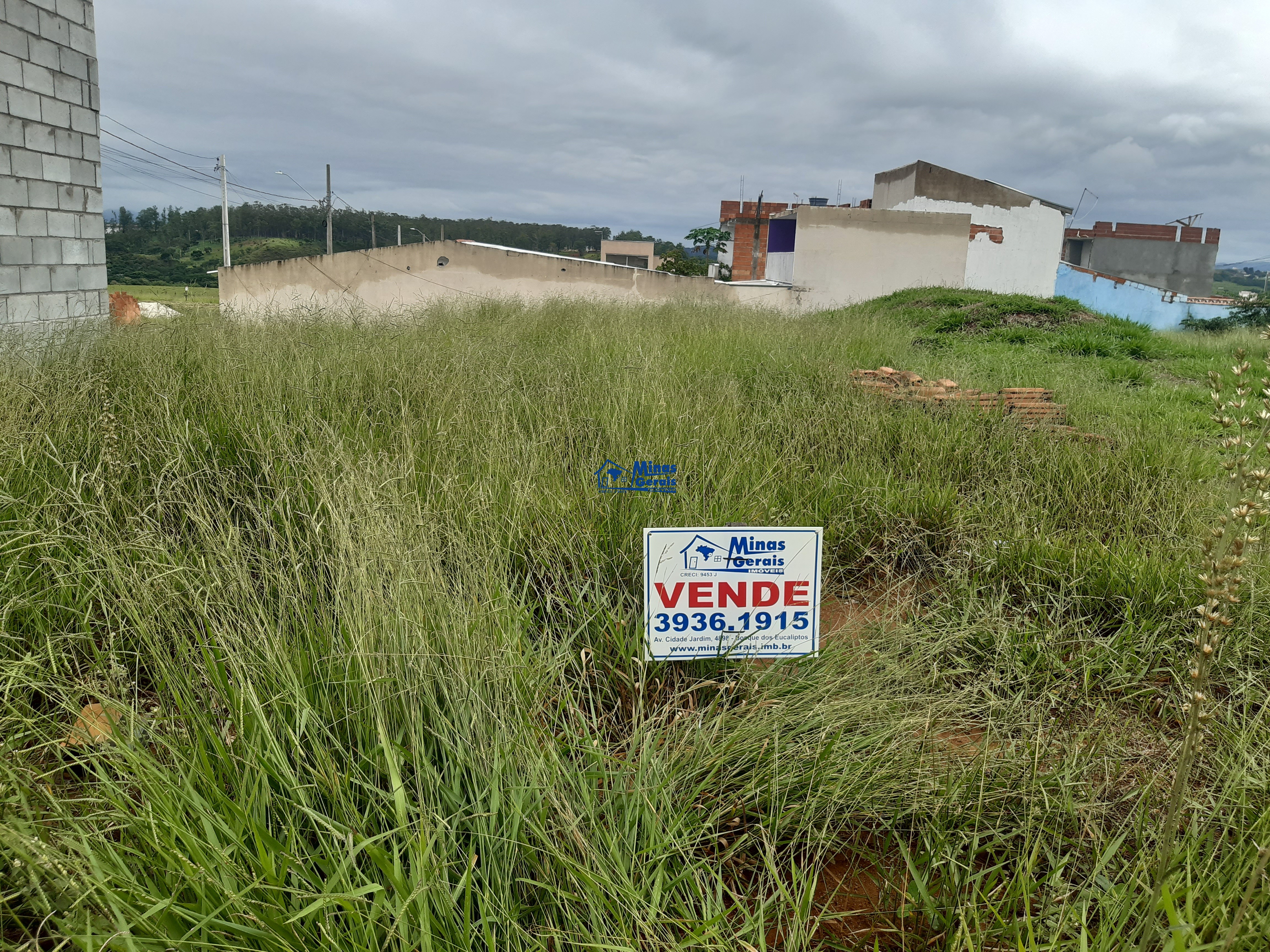 Terreno à venda, 200m² - Foto 1