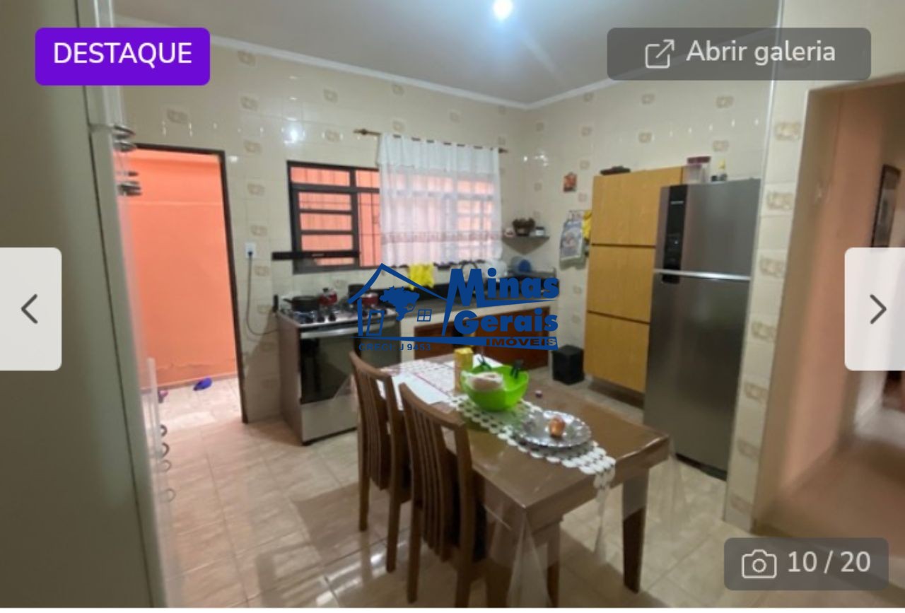 Casa à venda com 4 quartos, 140m² - Foto 3