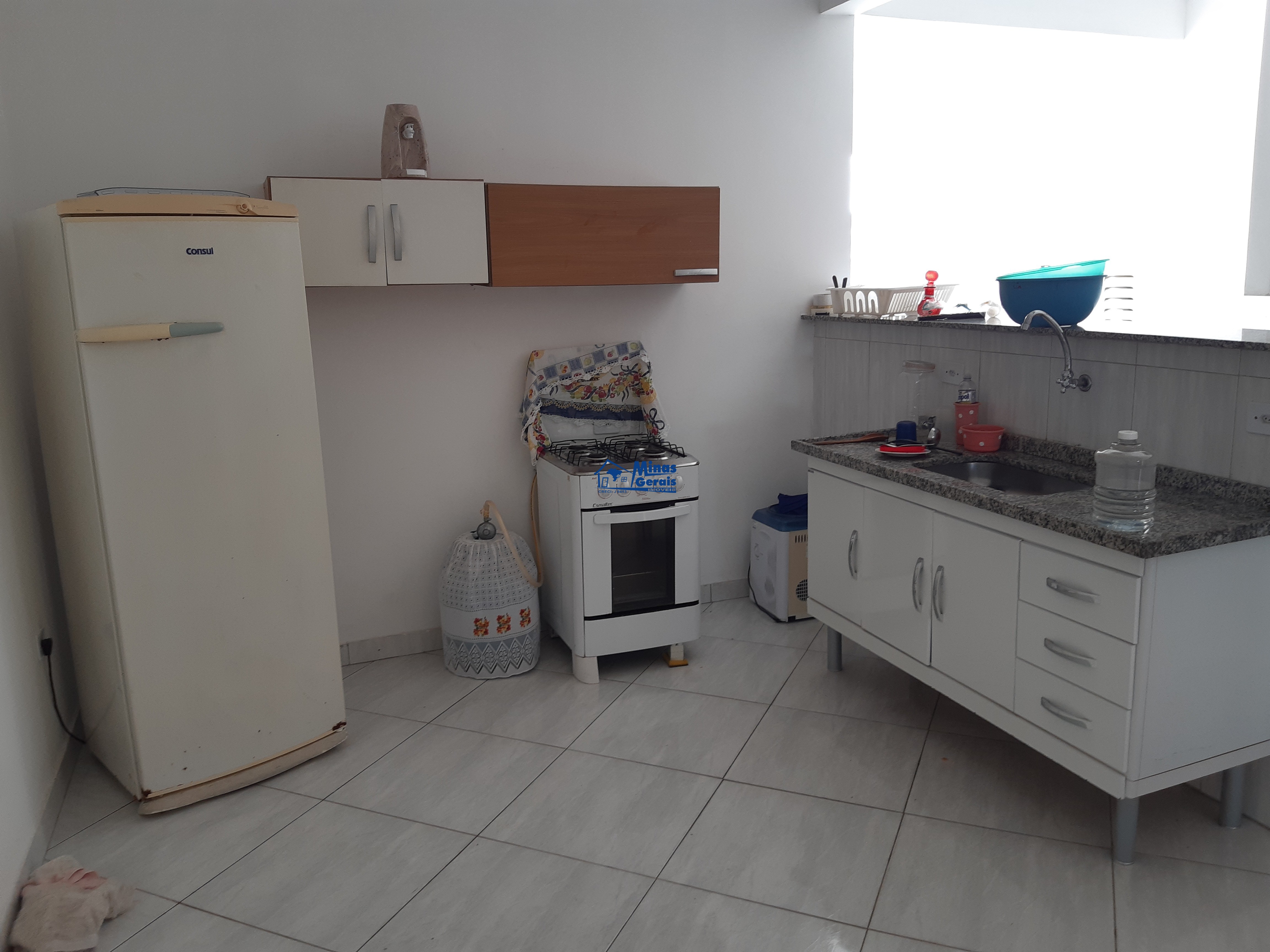 Casa à venda com 2 quartos, 130m² - Foto 4