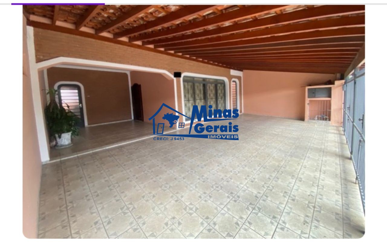 Casa à venda com 4 quartos, 140m² - Foto 2