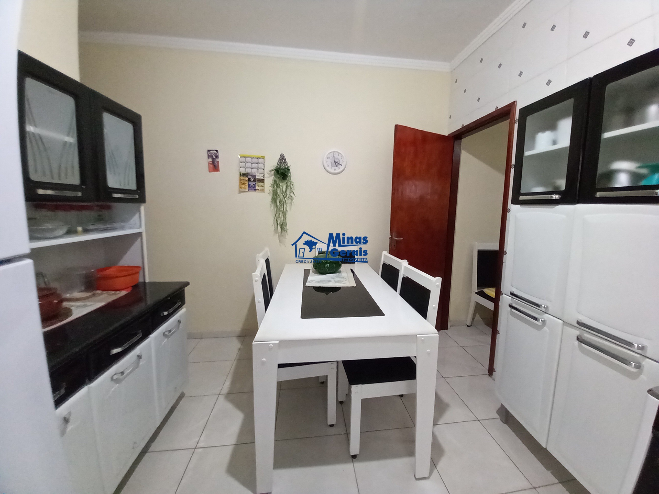 Casa à venda com 2 quartos, 59m² - Foto 5