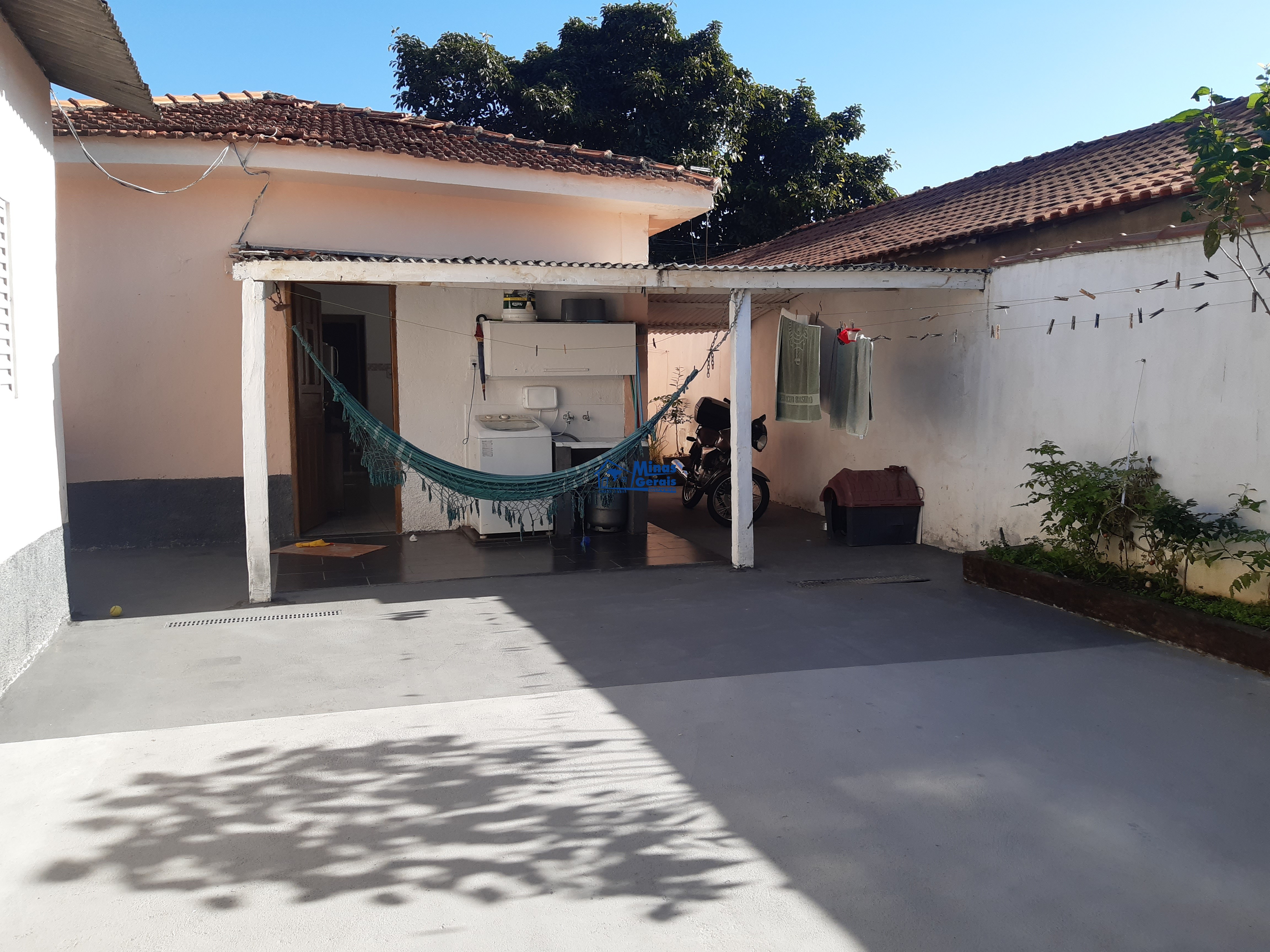 Casa à venda com 3 quartos, 300m² - Foto 7