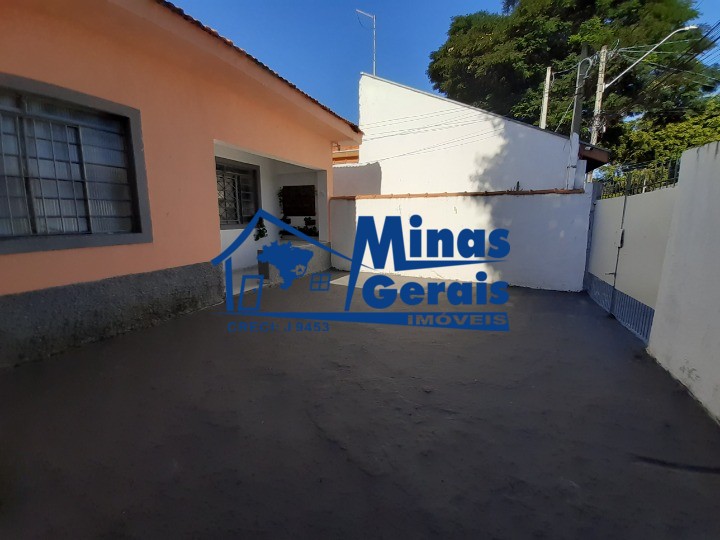 Casa à venda com 3 quartos, 300m² - Foto 26