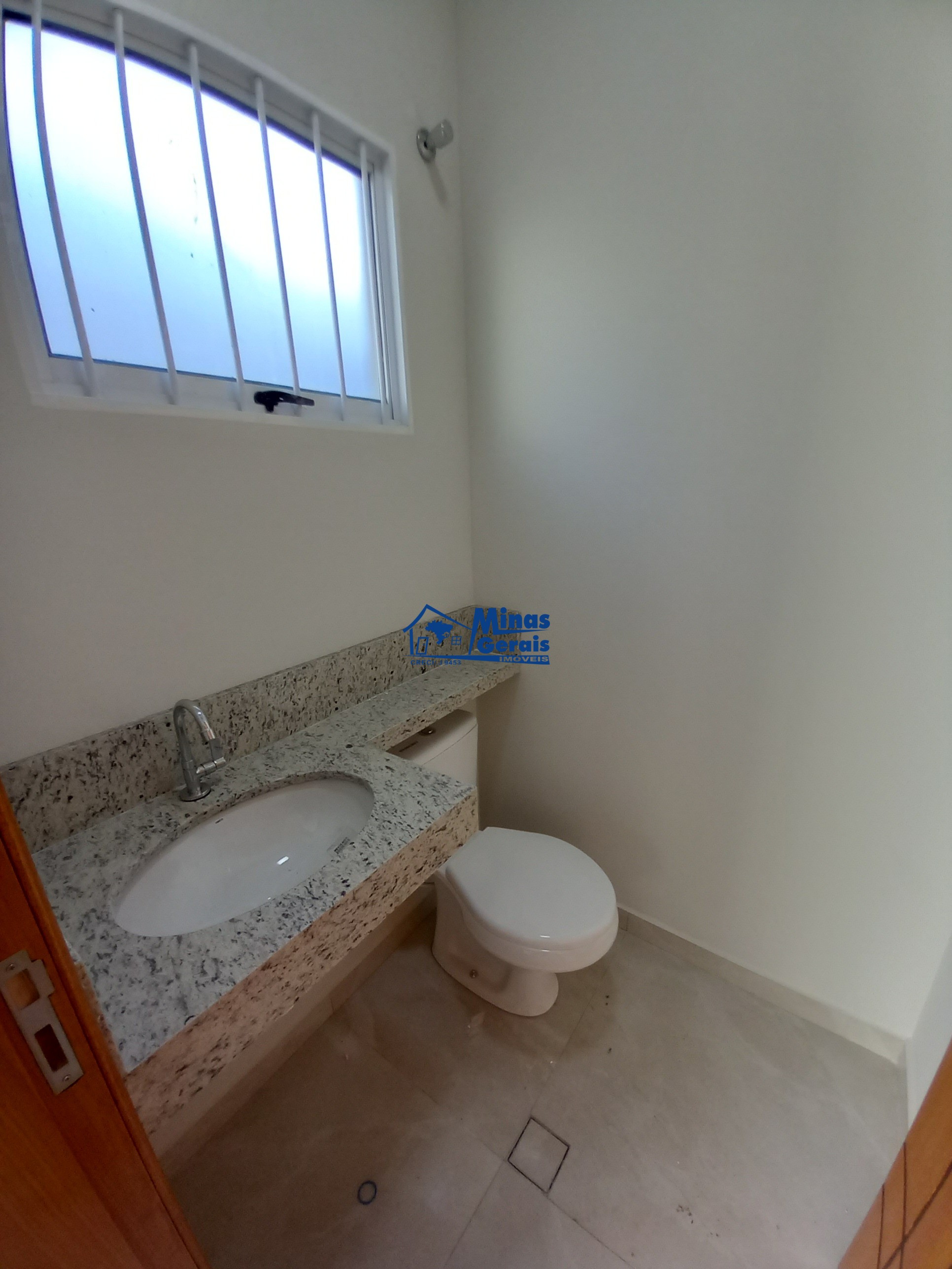 Casa à venda com 3 quartos, 250m² - Foto 26