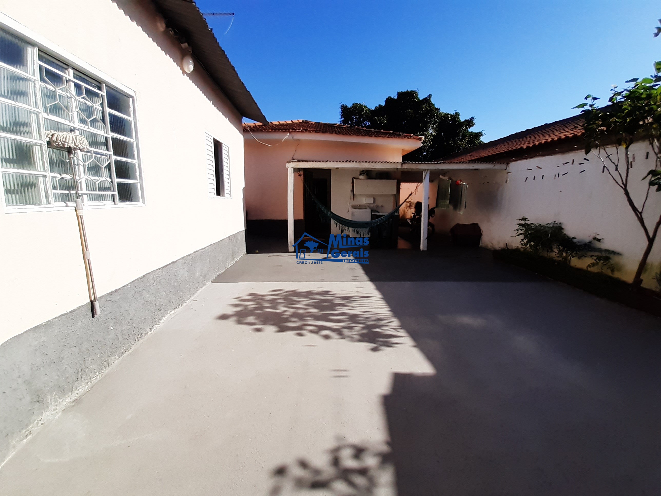 Casa à venda com 3 quartos, 300m² - Foto 6