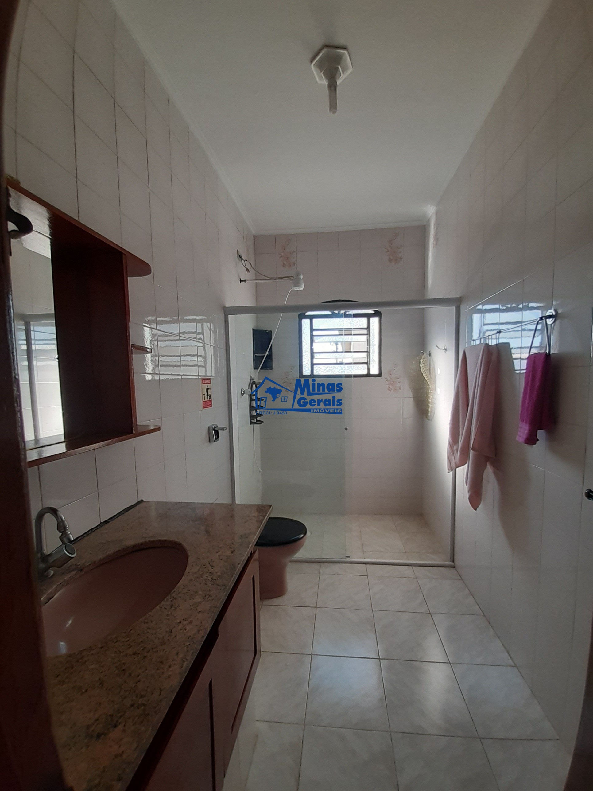 Casa à venda com 3 quartos, 175m² - Foto 4