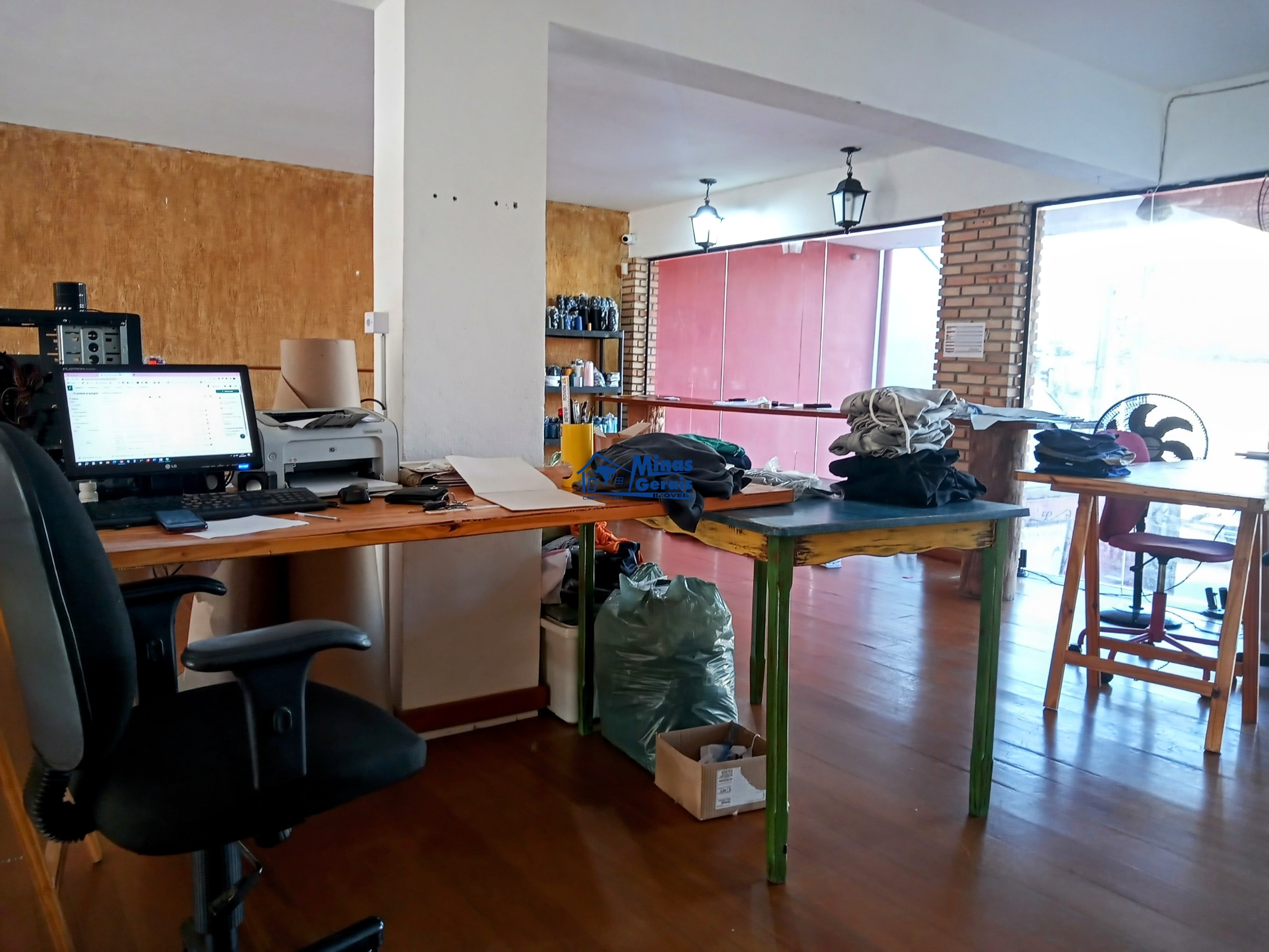 Prédio Inteiro para alugar, 250m² - Foto 3