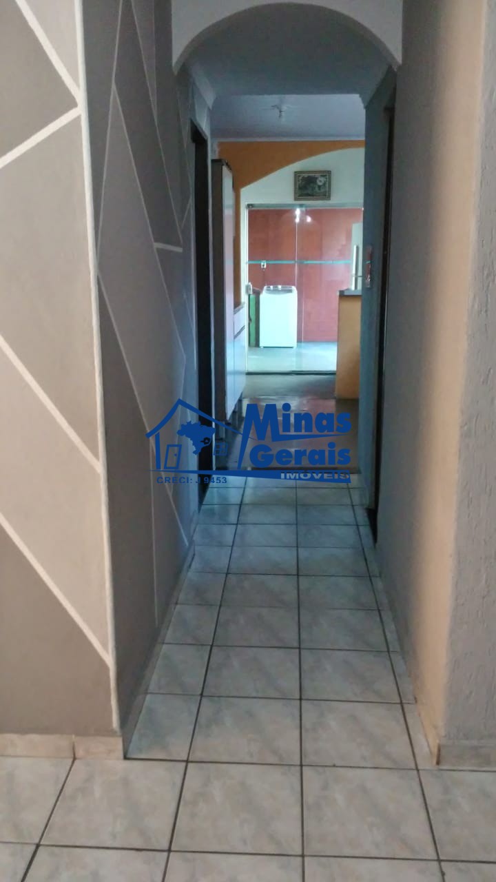 Casa à venda com 2 quartos, 140m² - Foto 13