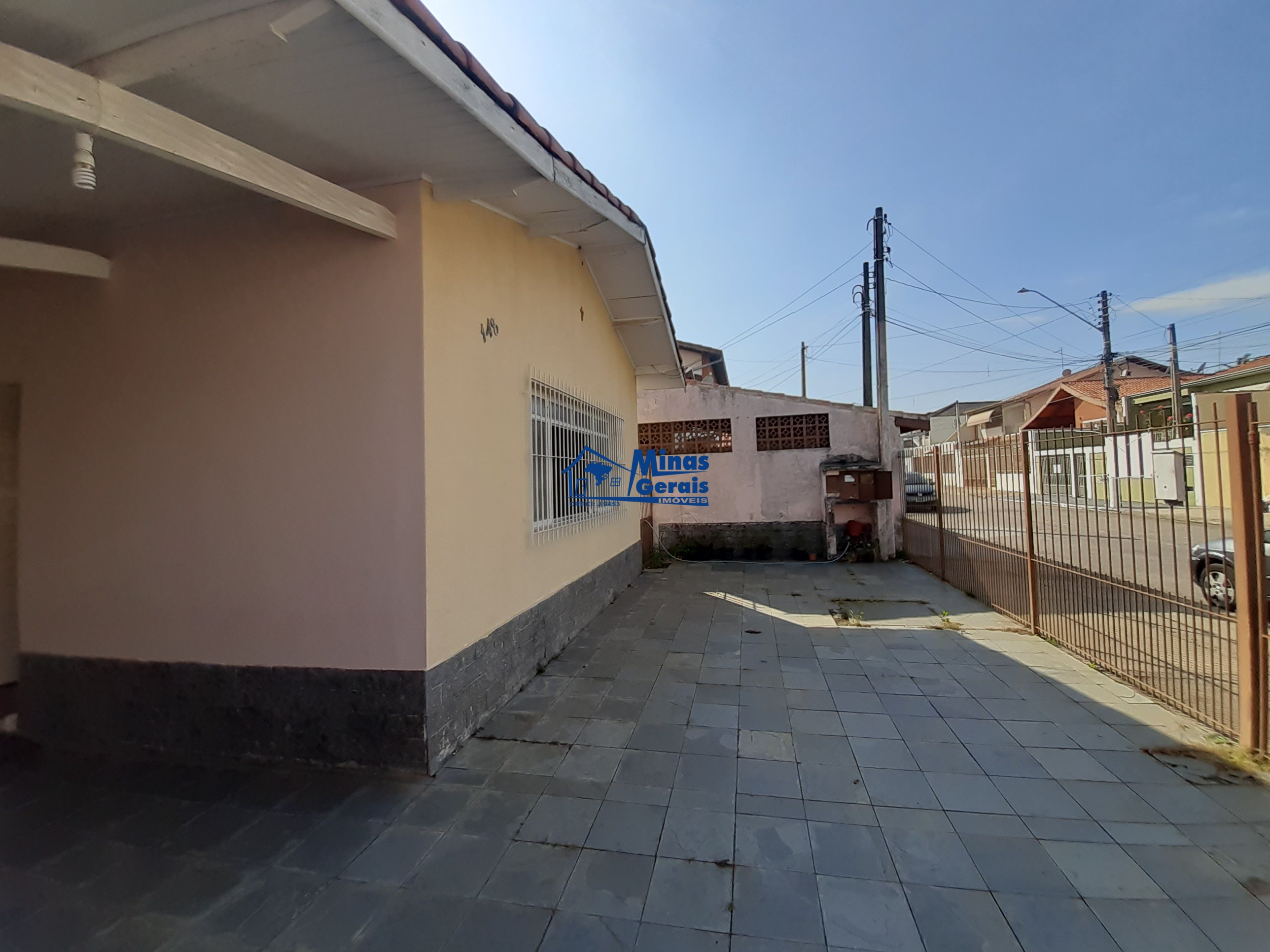 Casa à venda com 3 quartos, 250m² - Foto 14